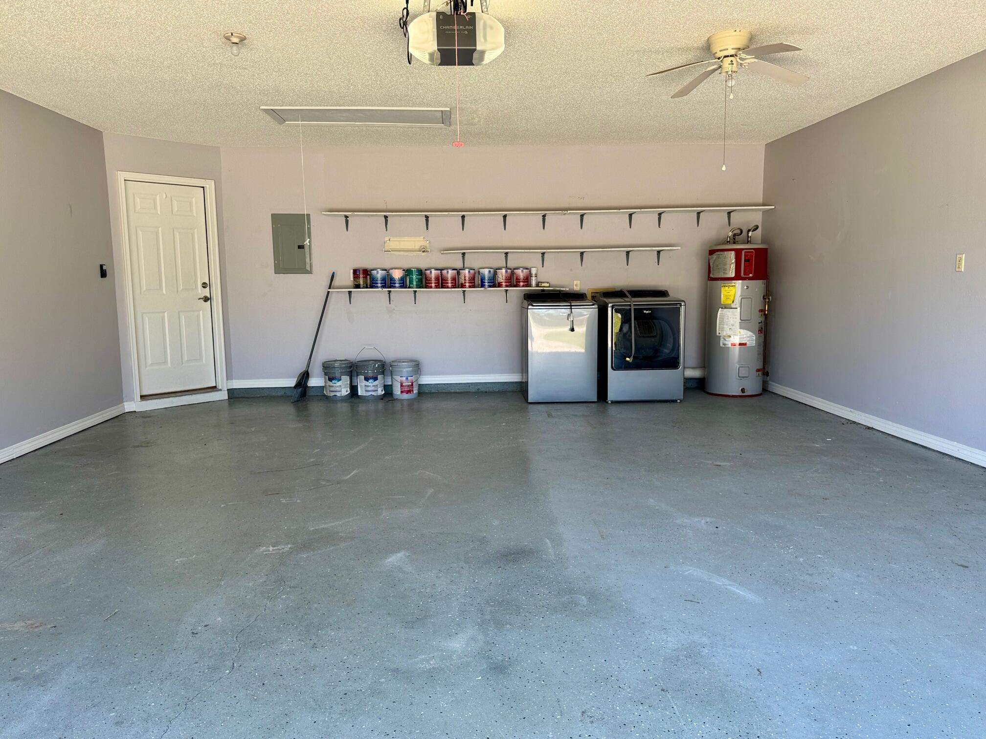 COUNTRY BREEZE ESTATES - Residential
