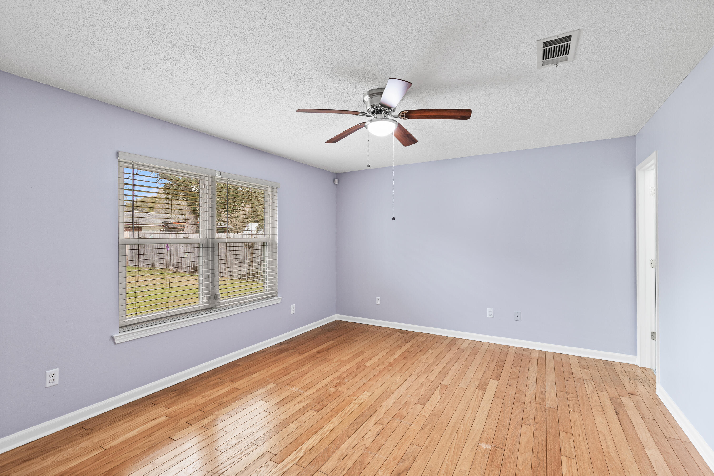COUNTRY BREEZE ESTATES - Residential