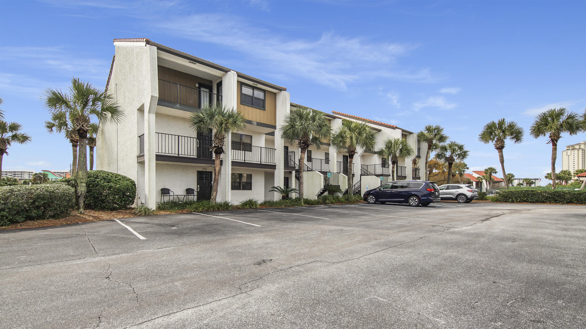 CURRENTLY UNDER CONTRACT, SELLER WILL CONSIDER BACKUP OFFERS.Great location 2 bedroom/2 bath Villa NON-rental unit with amazing double size patio to enjoy sunsets. Nice kitchen upgrade with granite counter tops & stainless appliance package. Edgewater offers complete resort experience with golf, tennis, pickle ball, workout gym, beach access and 11 pools (majority are heated), hot tubs, multiple restaurants onsite plus much more. The villa also has a large laundry room, the living areas feature LTV flooring and new furniture to complete the luxurious experience.
Discover the Ultimate Panama City Beach Experience at Edgewater Beach Resort(the only full-service resort in PCB, sprawling across a vast 138-acre property. With an abundance of amenities catering to everyone's interests, Edgewater Beach Resort is the perfect destination. Take a dip in the massive oceanside lagoon pool, ten heated pools, or four hot tubs. Beach service provides chairs and umbrellas for sunbathing and relaxing.
The resort also offers a variety of dining options, including a full-service restaurant, ice cream parlor, and Starbucks. Enjoy refreshing cocktails at the poolside Tiki Bar, while your kids splash in the splash pad.
Stay active with the resort's surf and sundries shop, 9-hole golf course, fitness center, and pickleball, basketball, tennis, and shuffleboard courts. Additionally, there is a free tram system that runs regularly, making it easy to explore all the amenities. Edgewater Beach Resort is the ultimate Panama City Beach experience.
(Whether you're searching for a primary residence or a secondary beach house, Edgewater Golf Villa 201 offers the ultimate beach living experience.