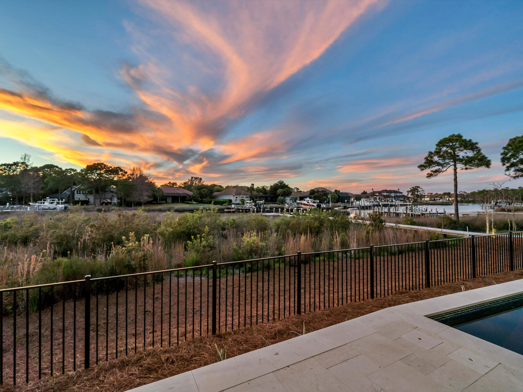 KELLY PLANTATION S/D - Residential Lease