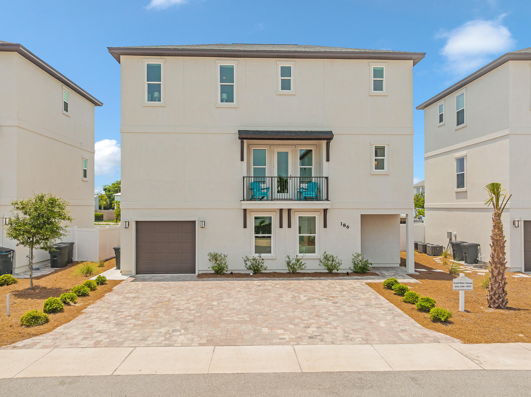 Hidden Palms - Residential