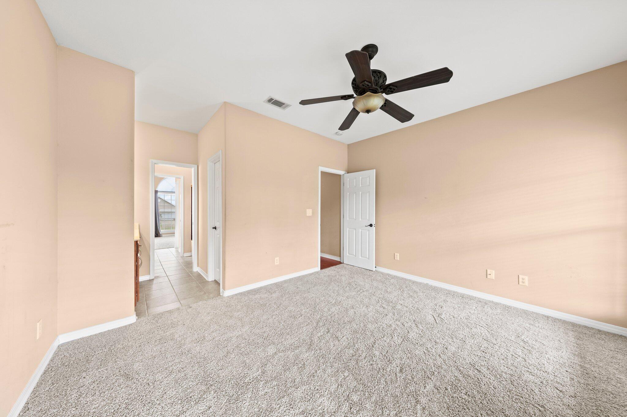 COUNTRY CLUB ESTATES 1ST ADDN - Residential