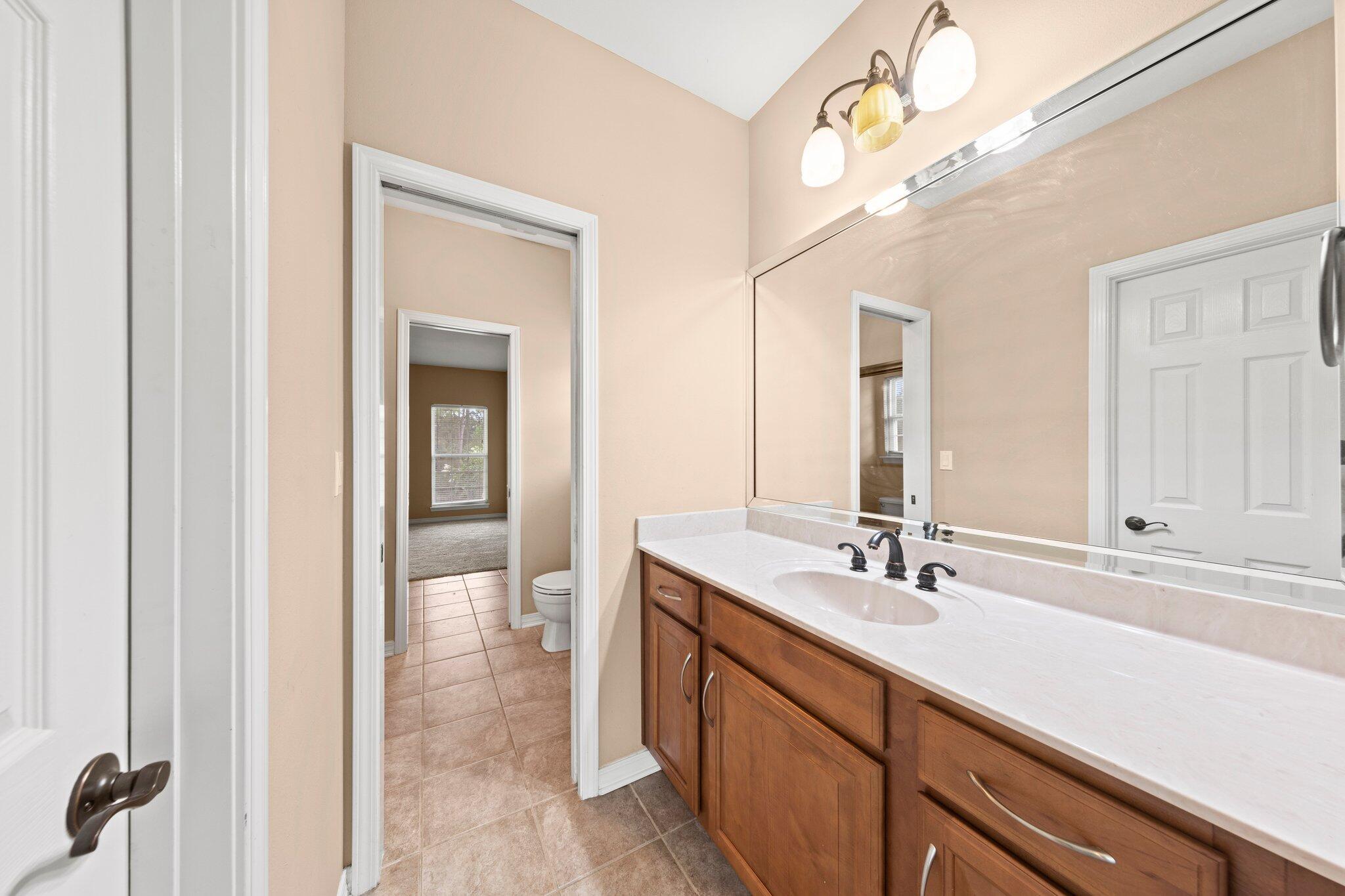 COUNTRY CLUB ESTATES 1ST ADDN - Residential