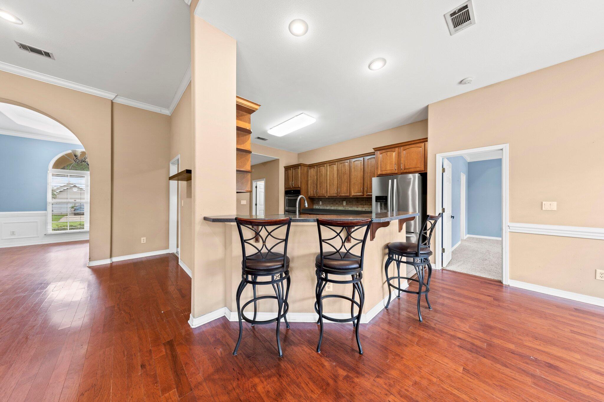 COUNTRY CLUB ESTATES 1ST ADDN - Residential