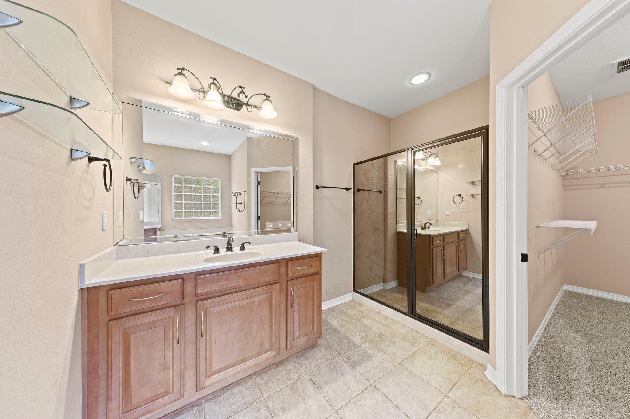 COUNTRY CLUB ESTATES 1ST ADDN - Residential