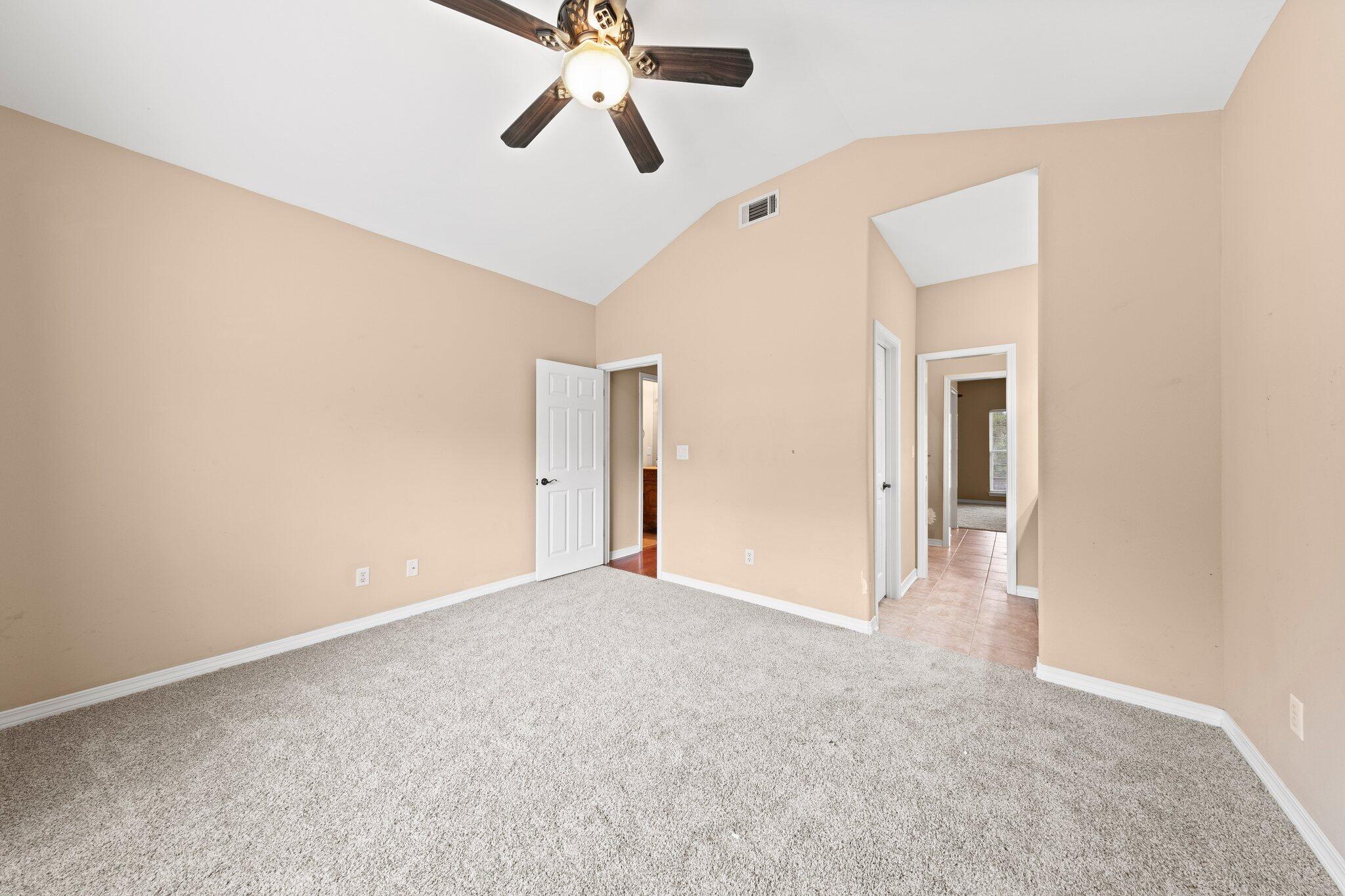 COUNTRY CLUB ESTATES 1ST ADDN - Residential