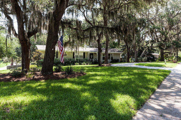 EL CENTRO BEACH - Residential
