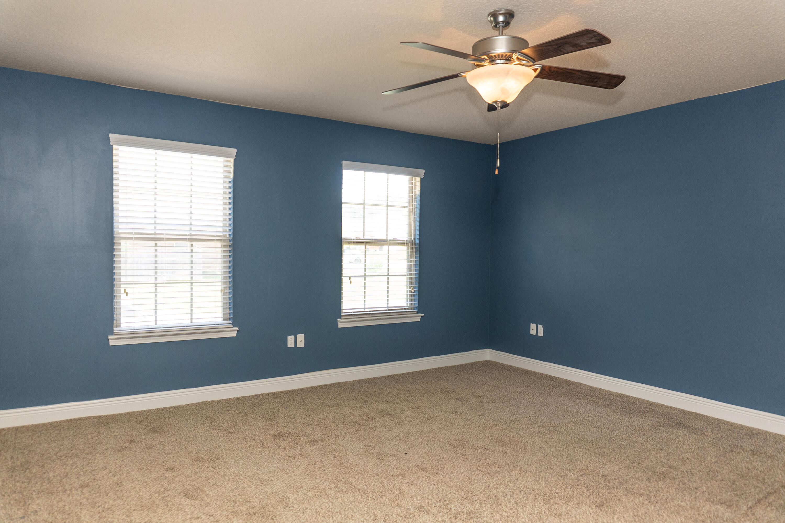 OVERLOOK AT CHESTNUT RIDGE - Residential Lease