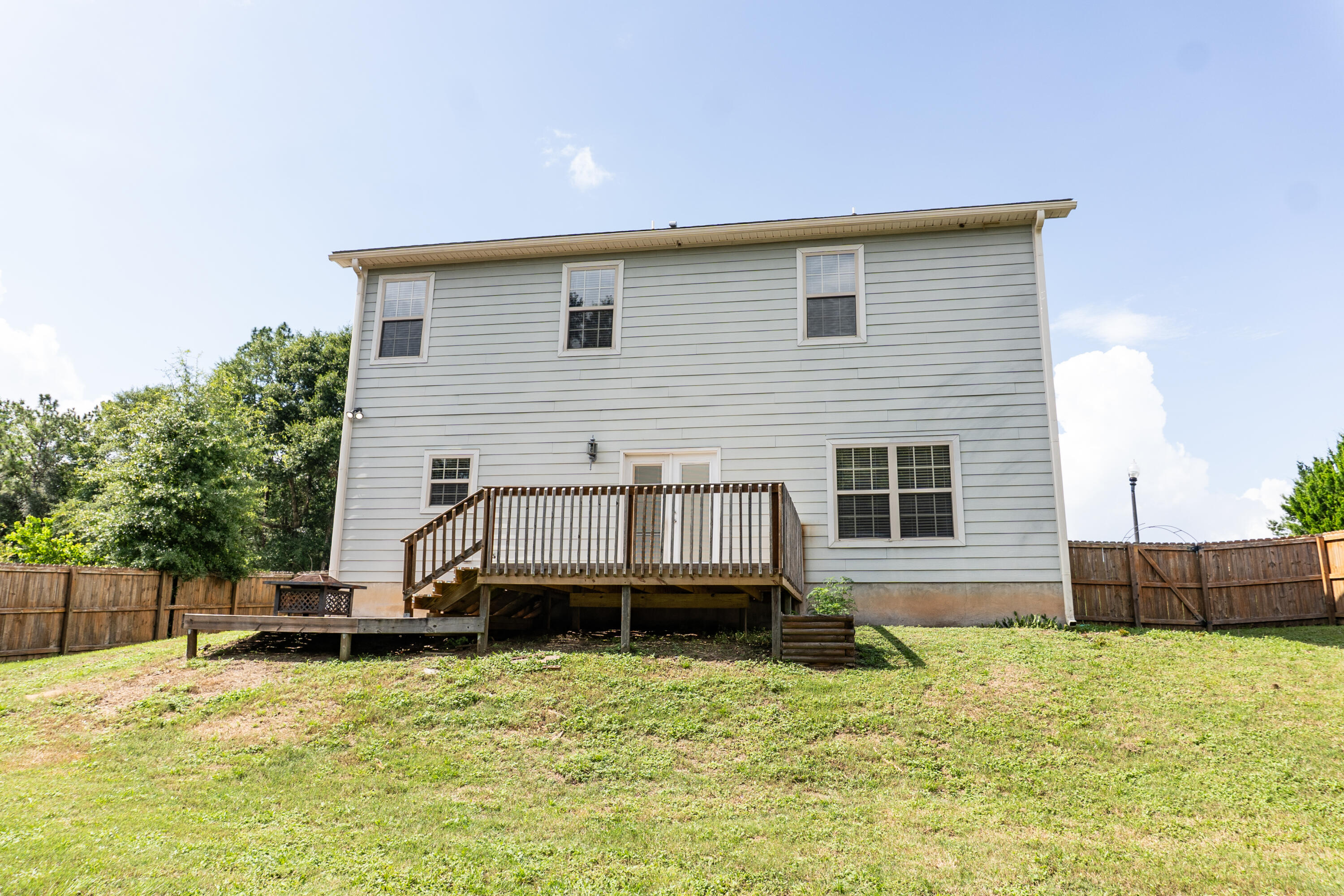 OVERLOOK AT CHESTNUT RIDGE - Residential Lease