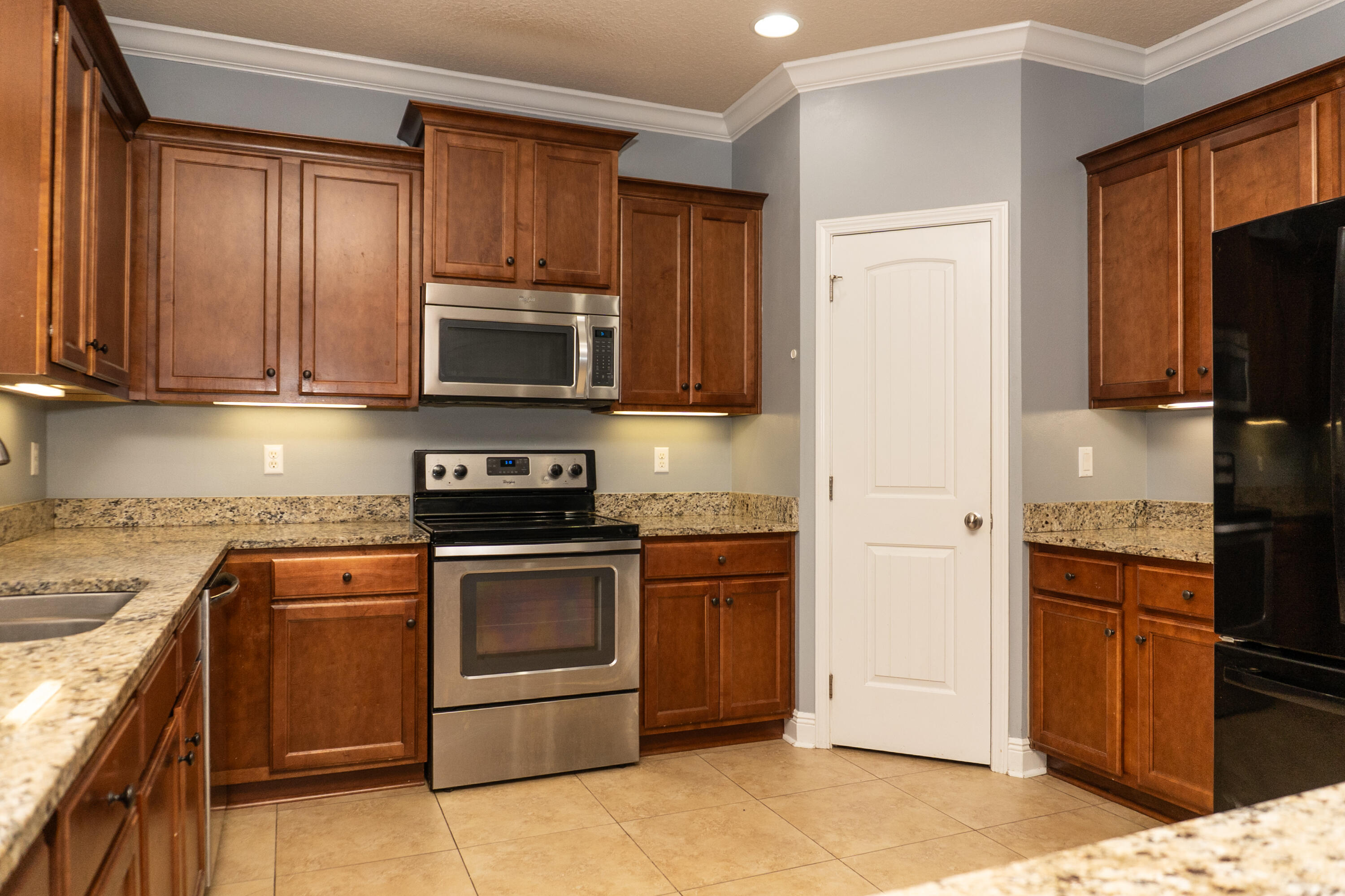 OVERLOOK AT CHESTNUT RIDGE - Residential Lease