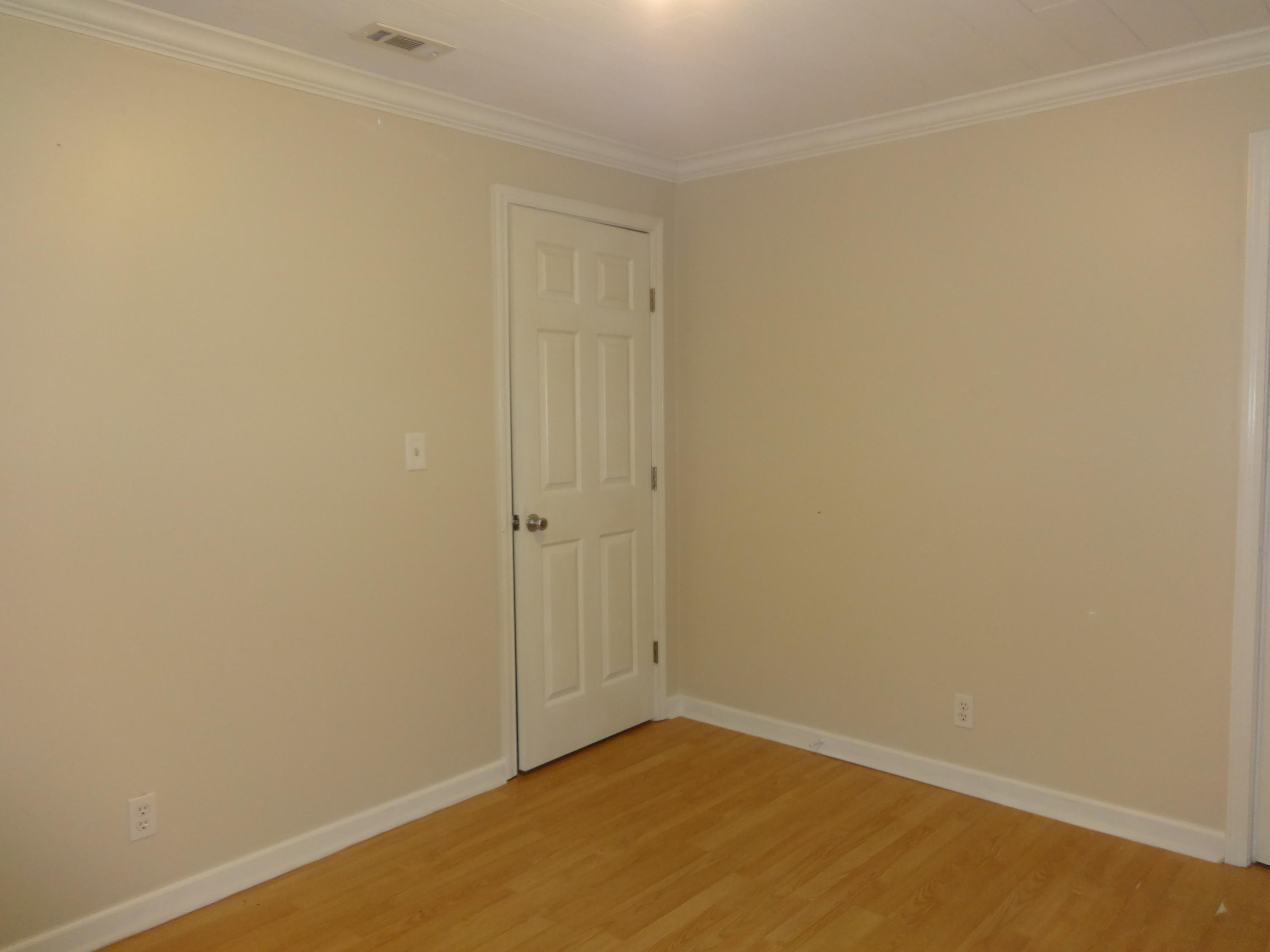 MORRIS ADDN TO CRESTVIEW - Residential Lease