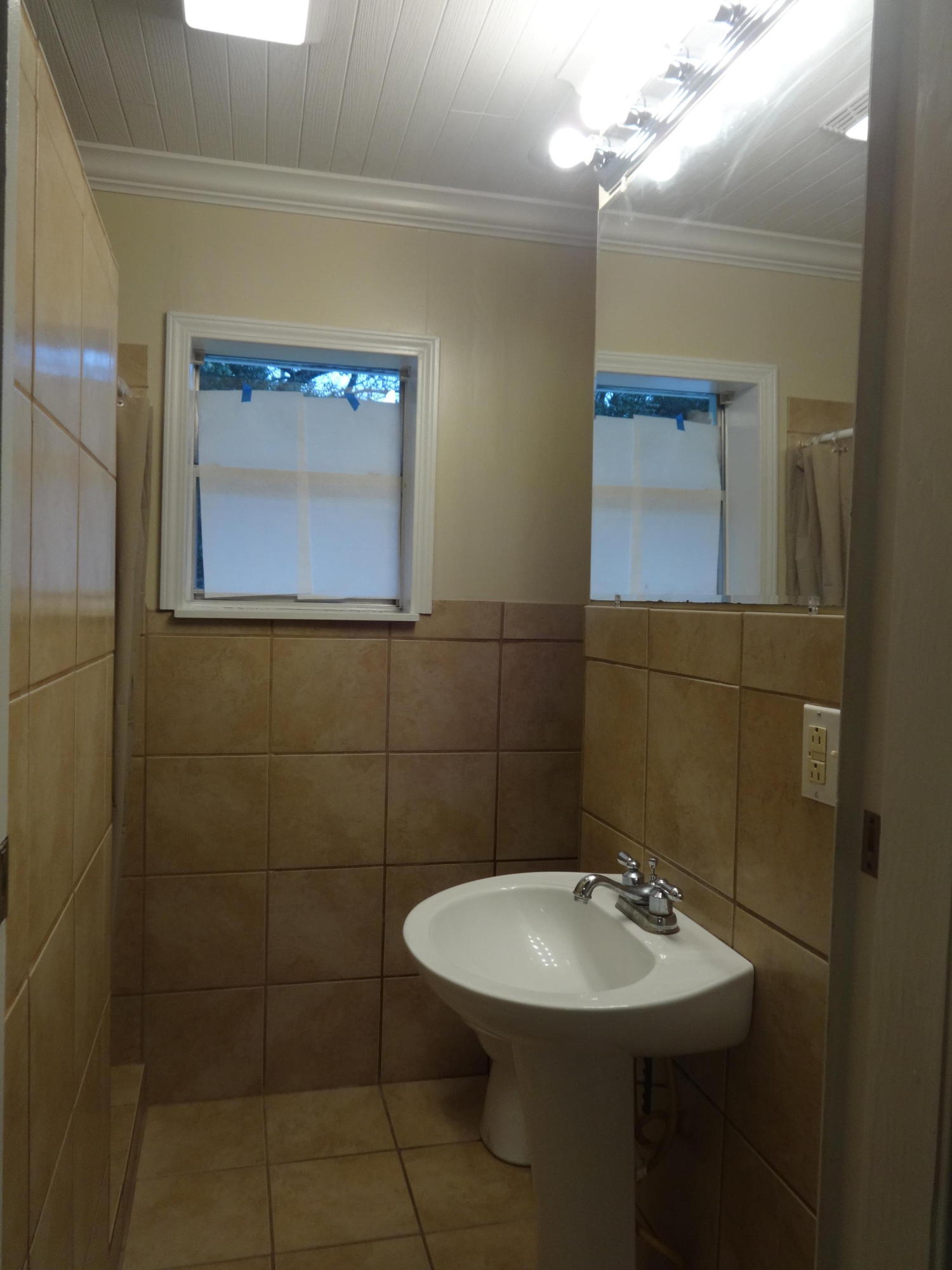 MORRIS ADDN TO CRESTVIEW - Residential Lease