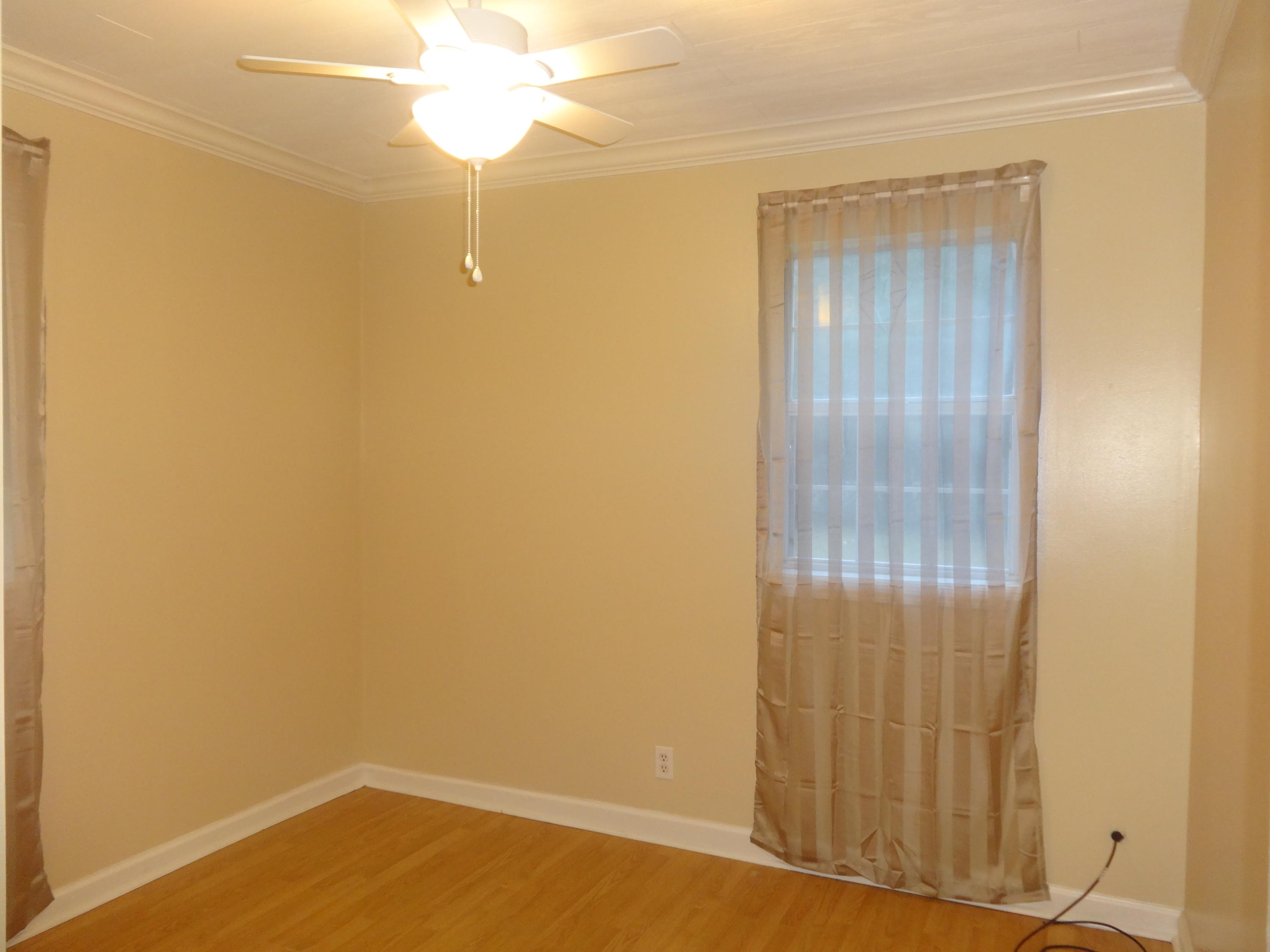 MORRIS ADDN TO CRESTVIEW - Residential Lease