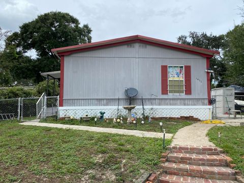 Photo of 1411 Cape Lane, Niceville, FL 32578 (MLS # 987373)