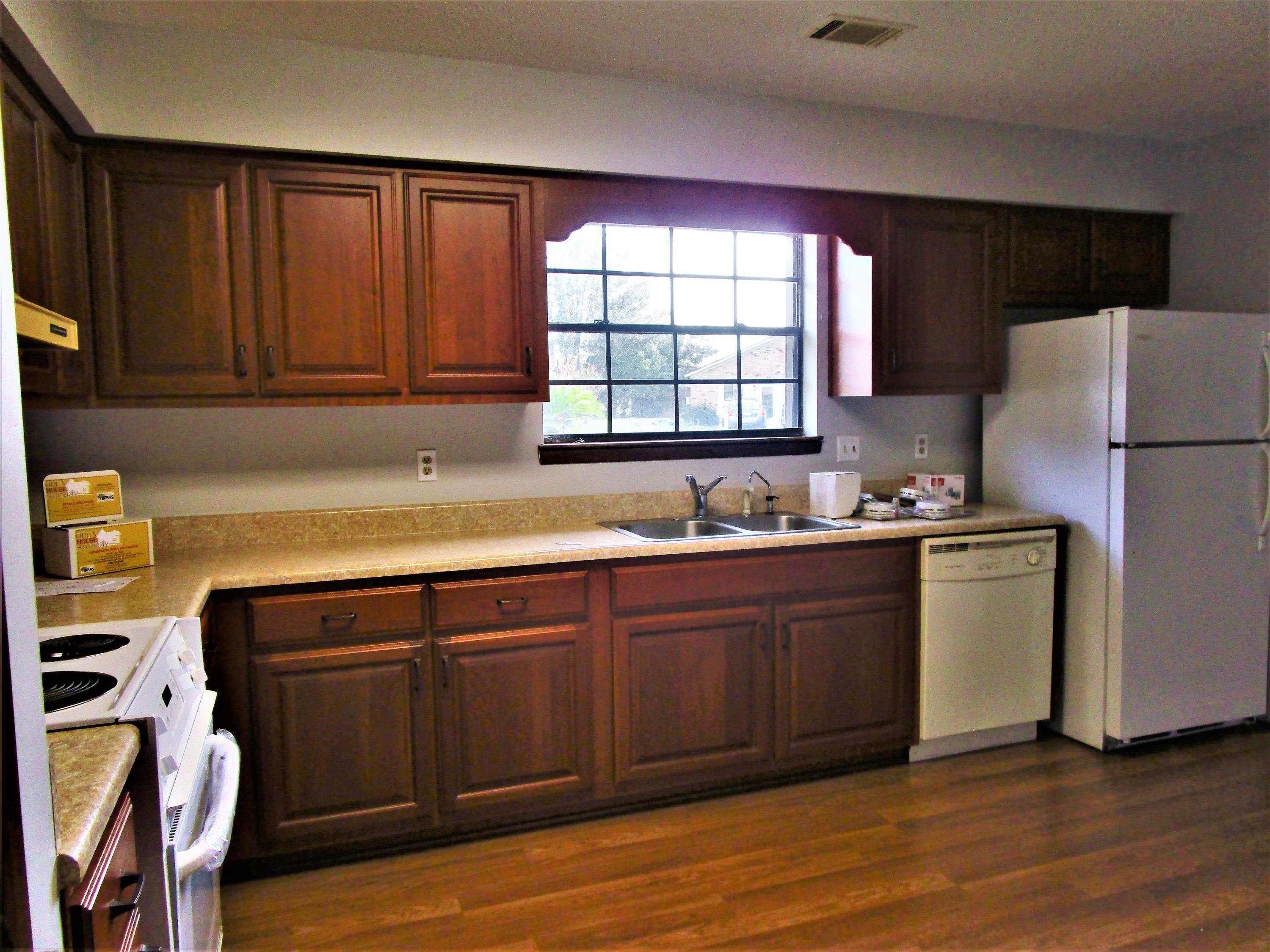 SPANISH TRAIL ESTATES - Residential