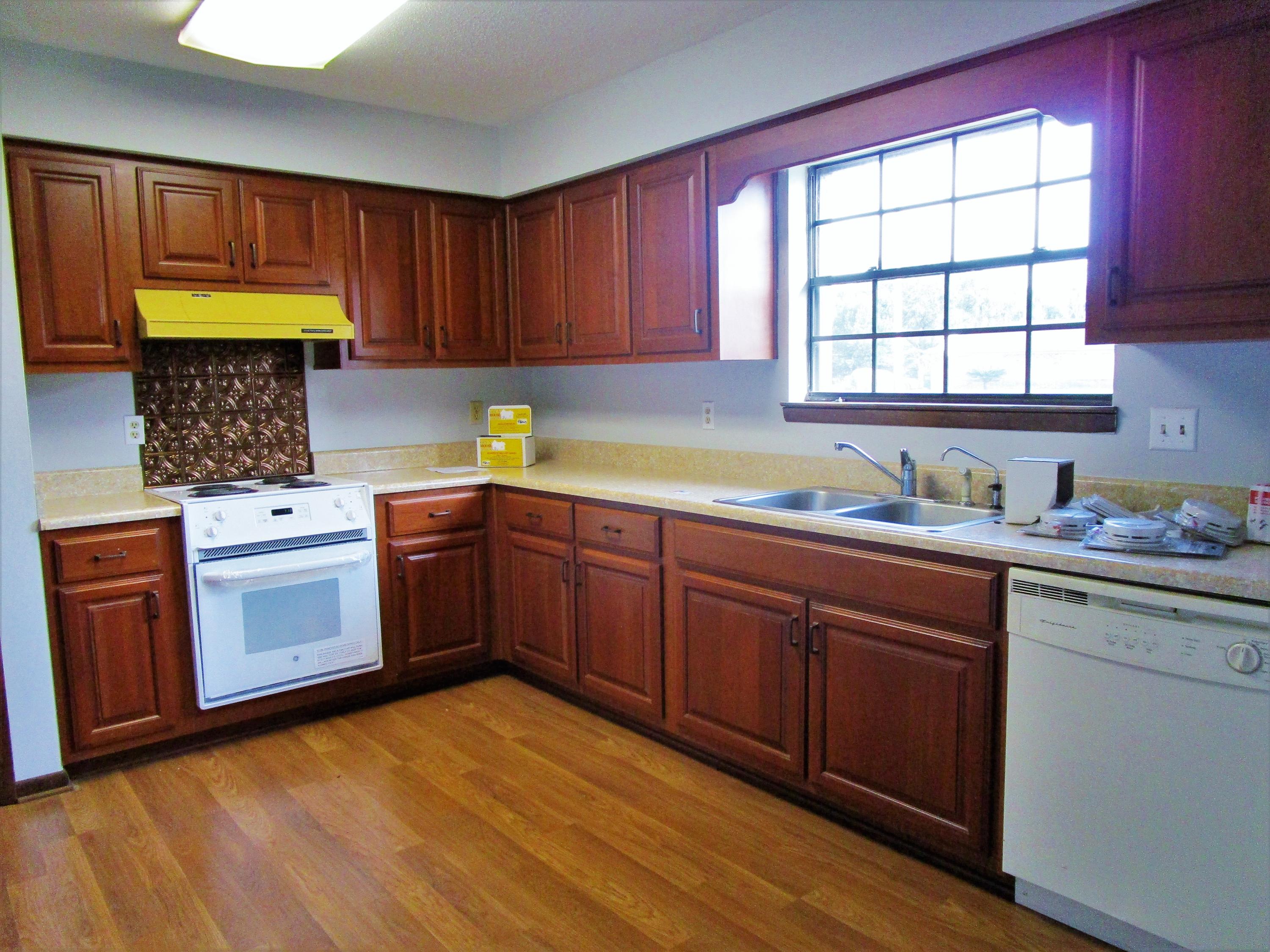 SPANISH TRAIL ESTATES - Residential