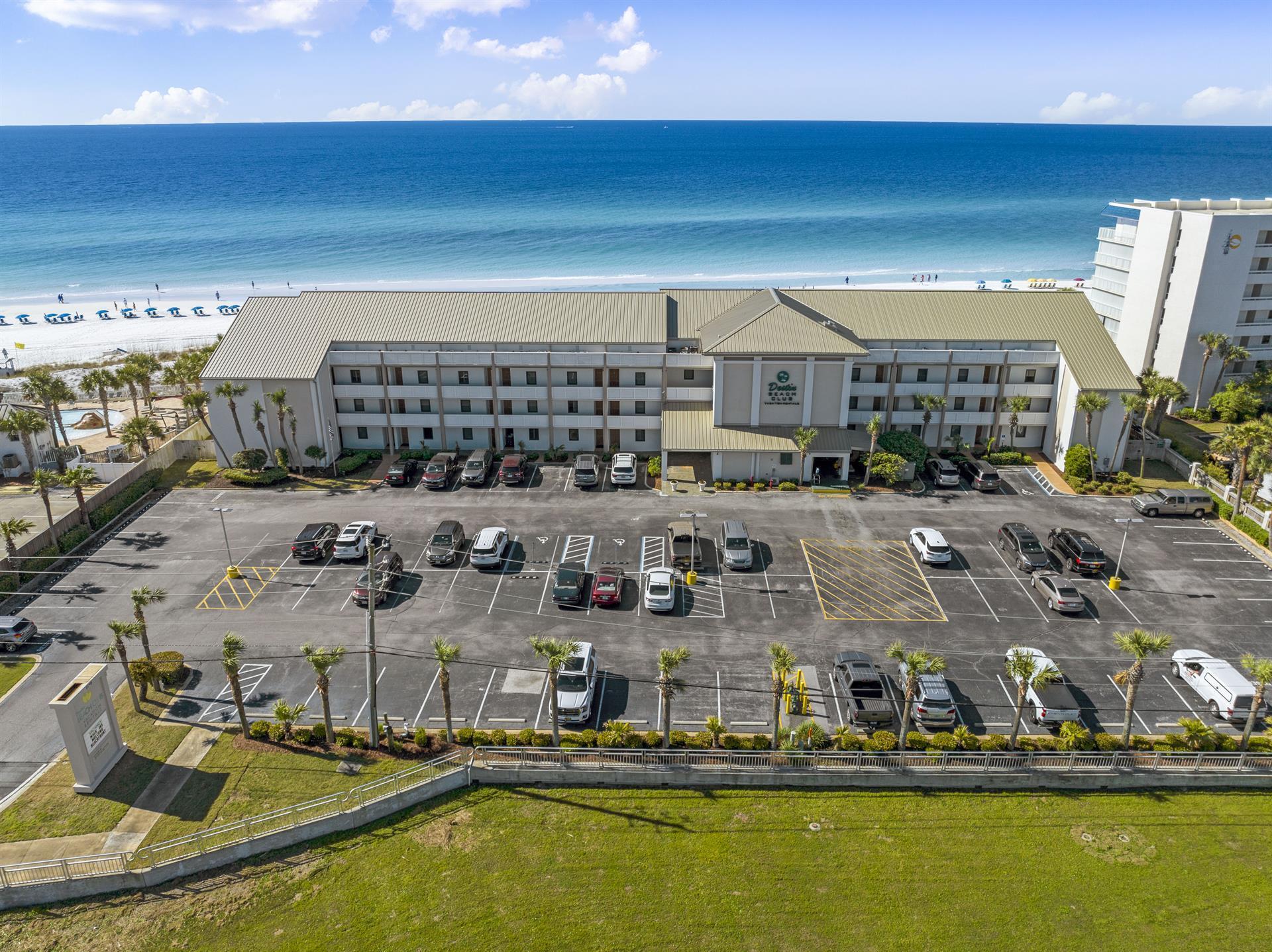 DESTIN BEACH CLUB - Residential