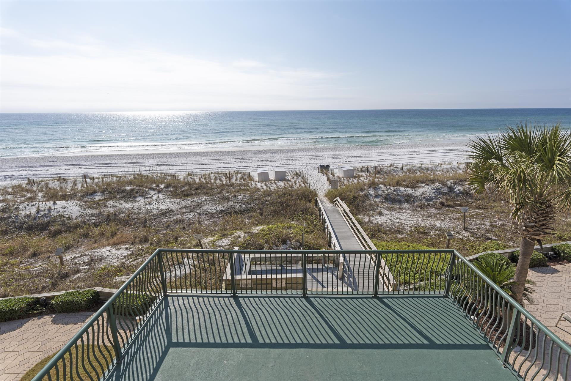 DESTIN BEACH CLUB - Residential