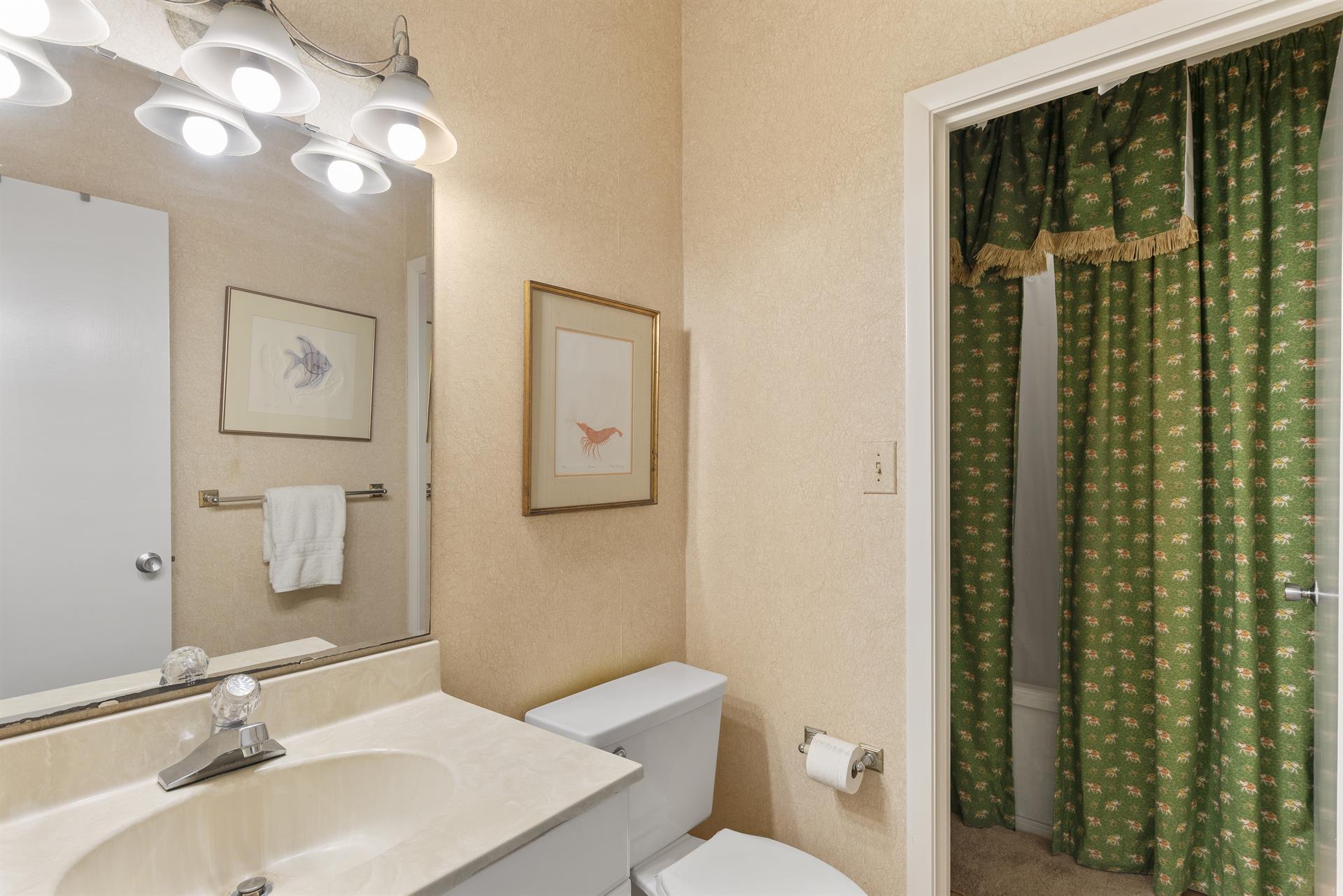 DESTIN BEACH CLUB - Residential