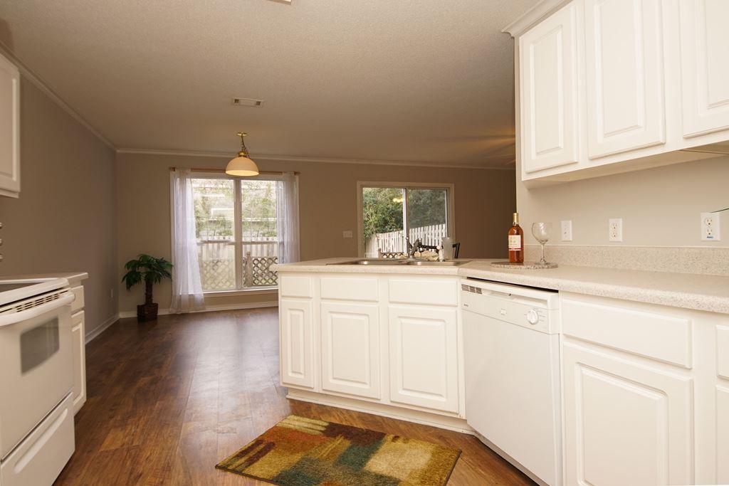 SHALIMAR COTTAGES - Residential