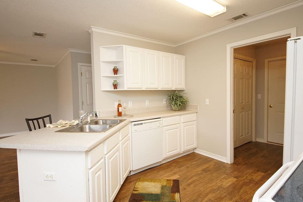 SHALIMAR COTTAGES - Residential