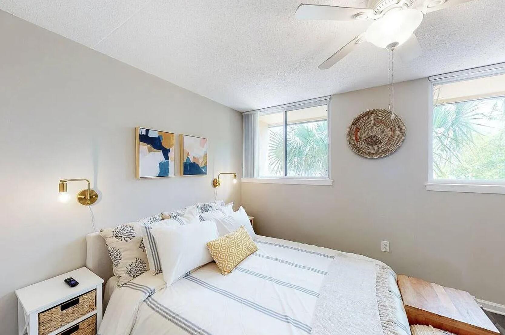 SEA PALM CONDO - Residential