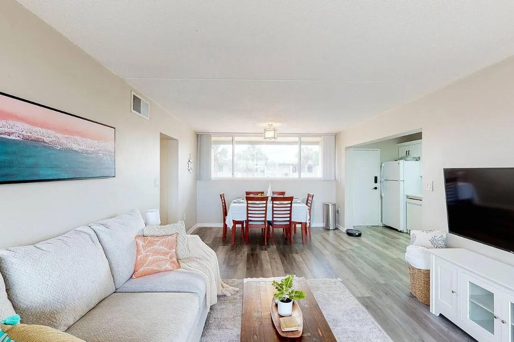 SEA PALM CONDO - Residential