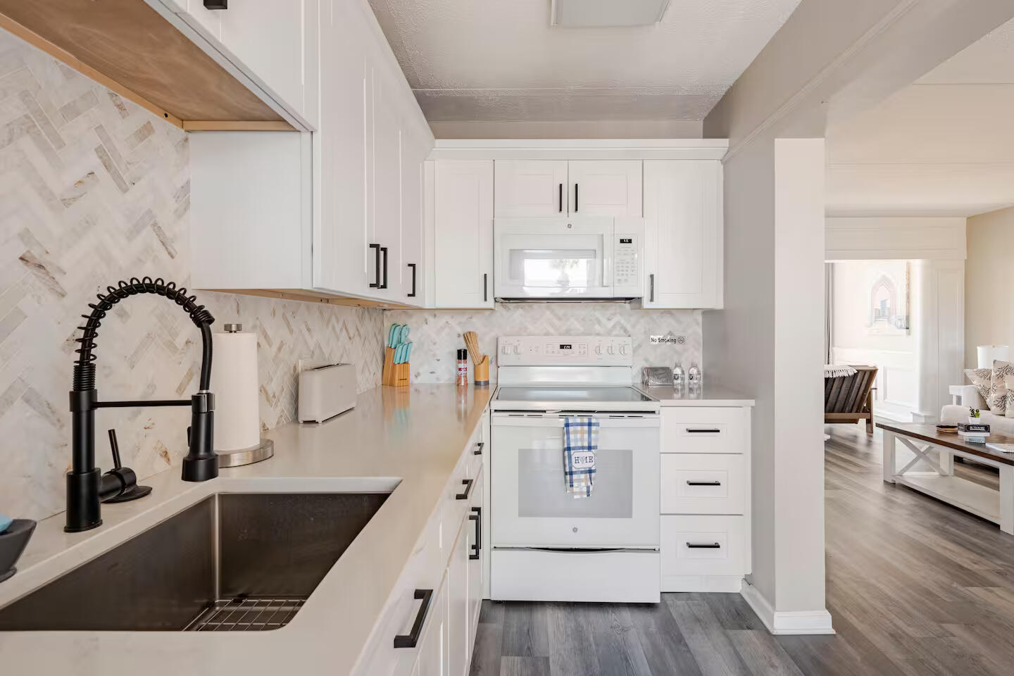 SEA PALM CONDO - Residential