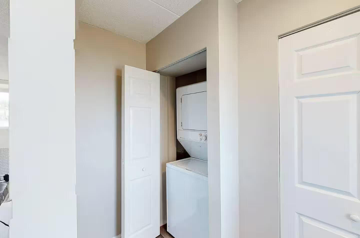 SEA PALM CONDO - Residential