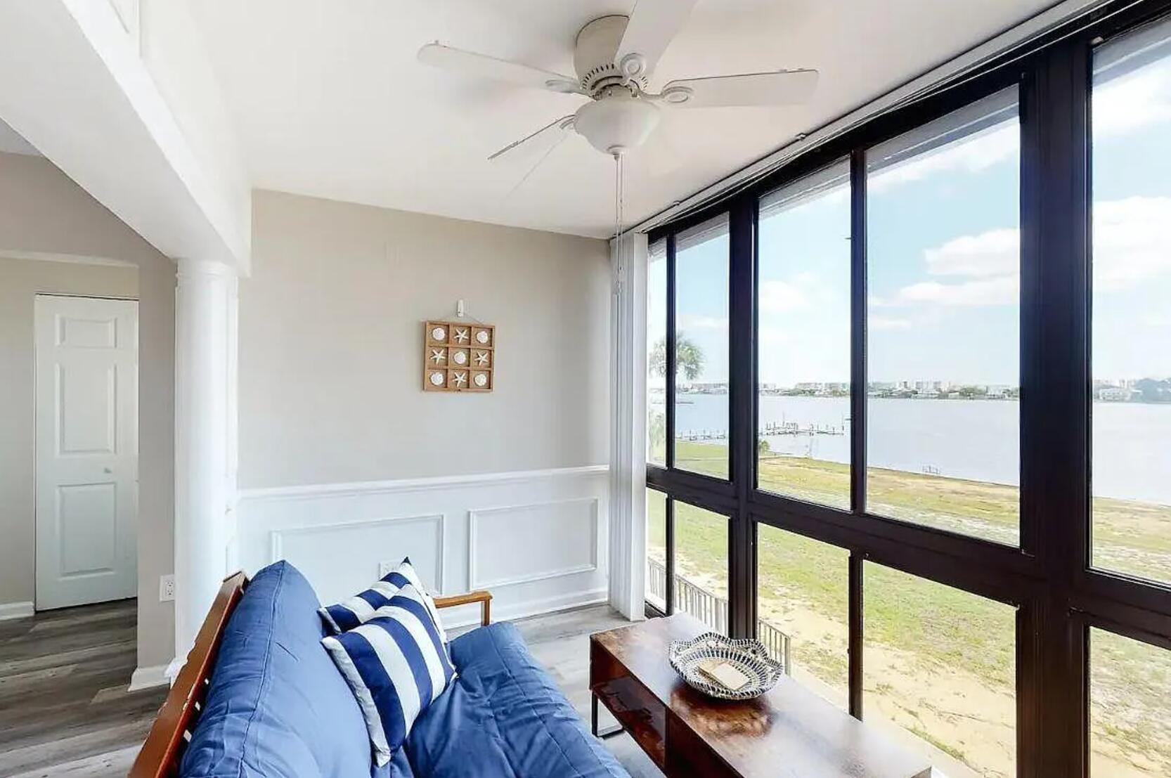 SEA PALM CONDO - Residential
