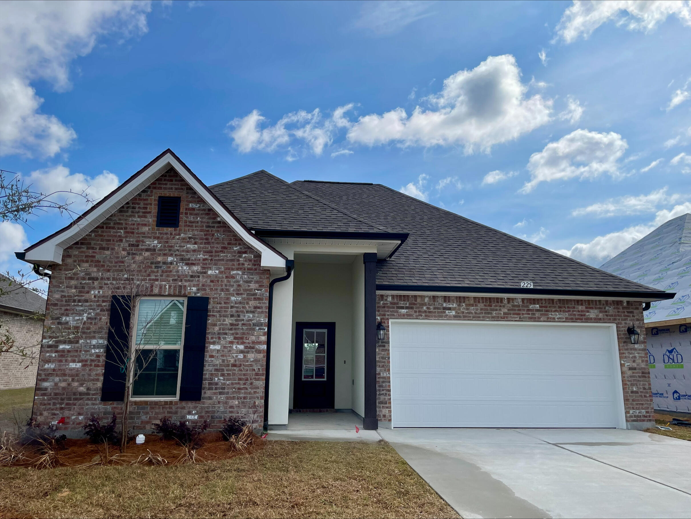 THE BLUFFS AT LAFAYETTE - Residential