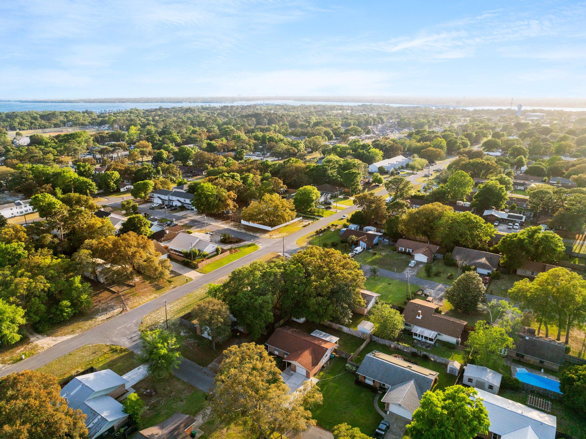 PORT DIXIE - Residential Lease