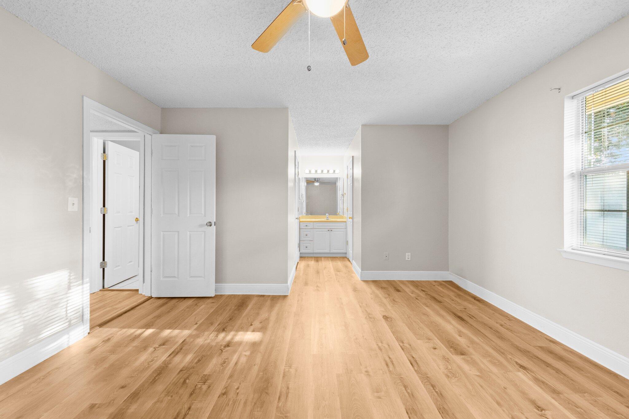 PORT DIXIE - Residential Lease