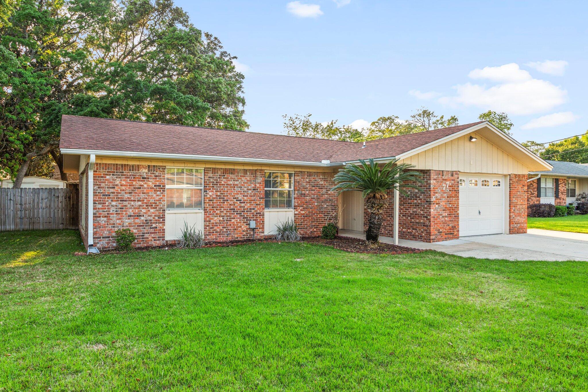 PORT DIXIE - Residential Lease