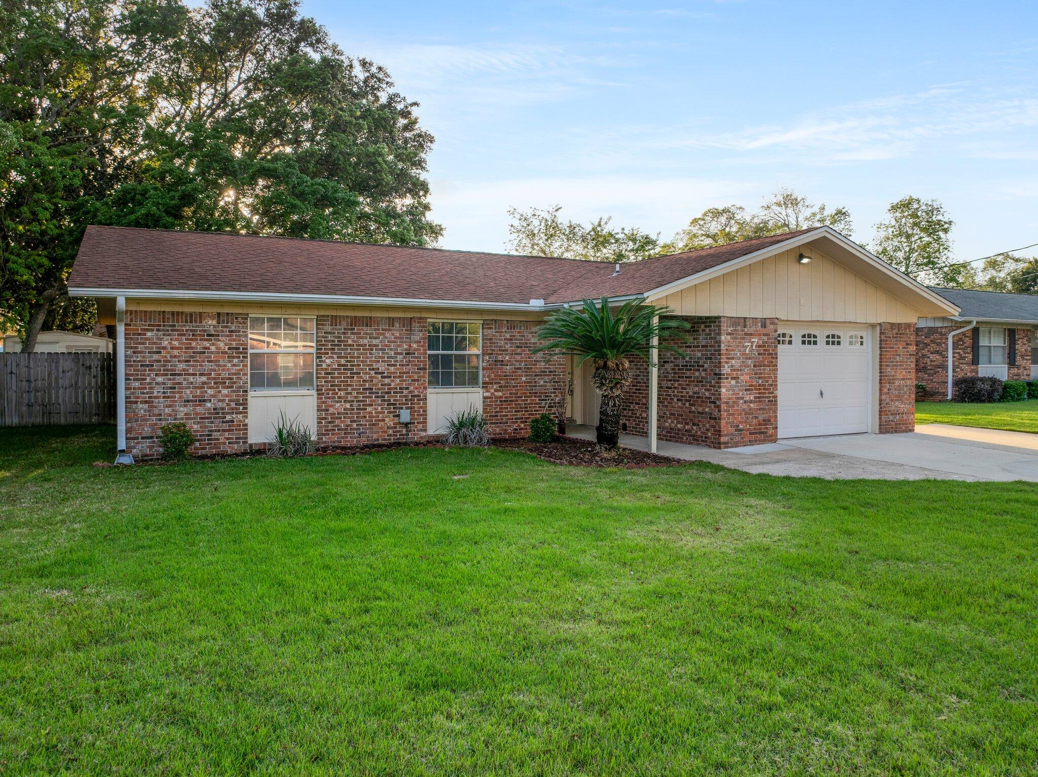 PORT DIXIE - Residential Lease