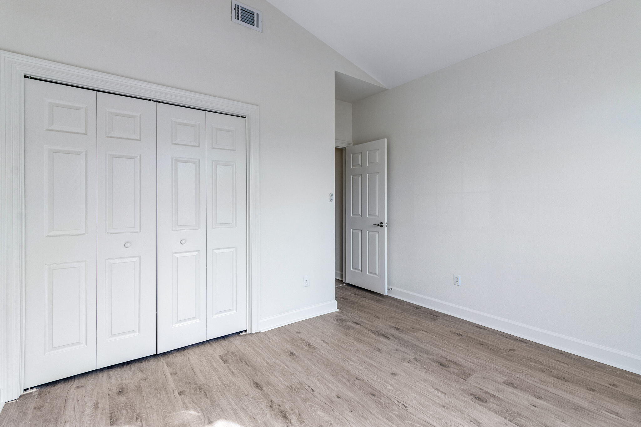 BONAIRE PH 2 - Residential Lease