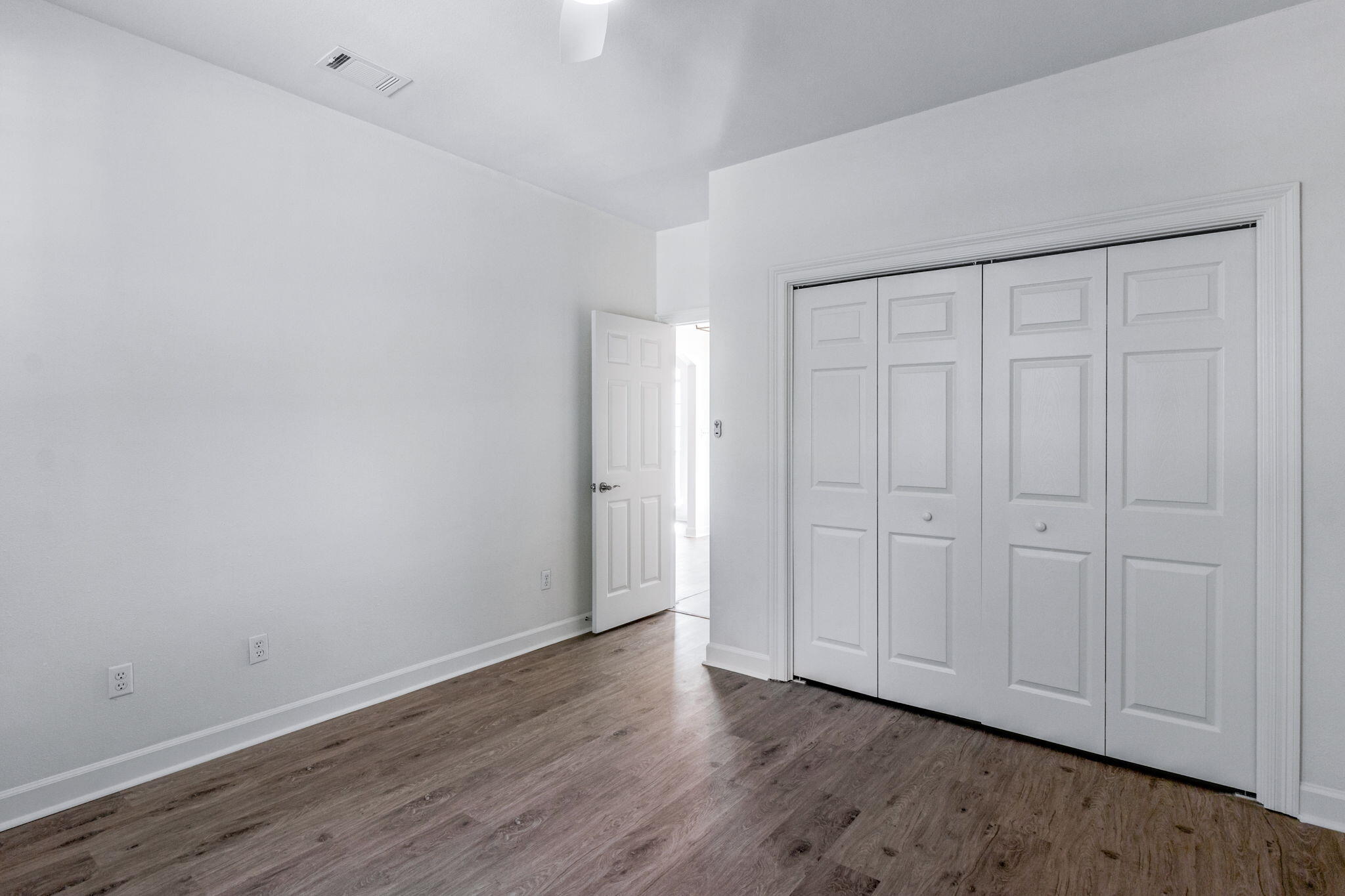 BONAIRE PH 2 - Residential Lease