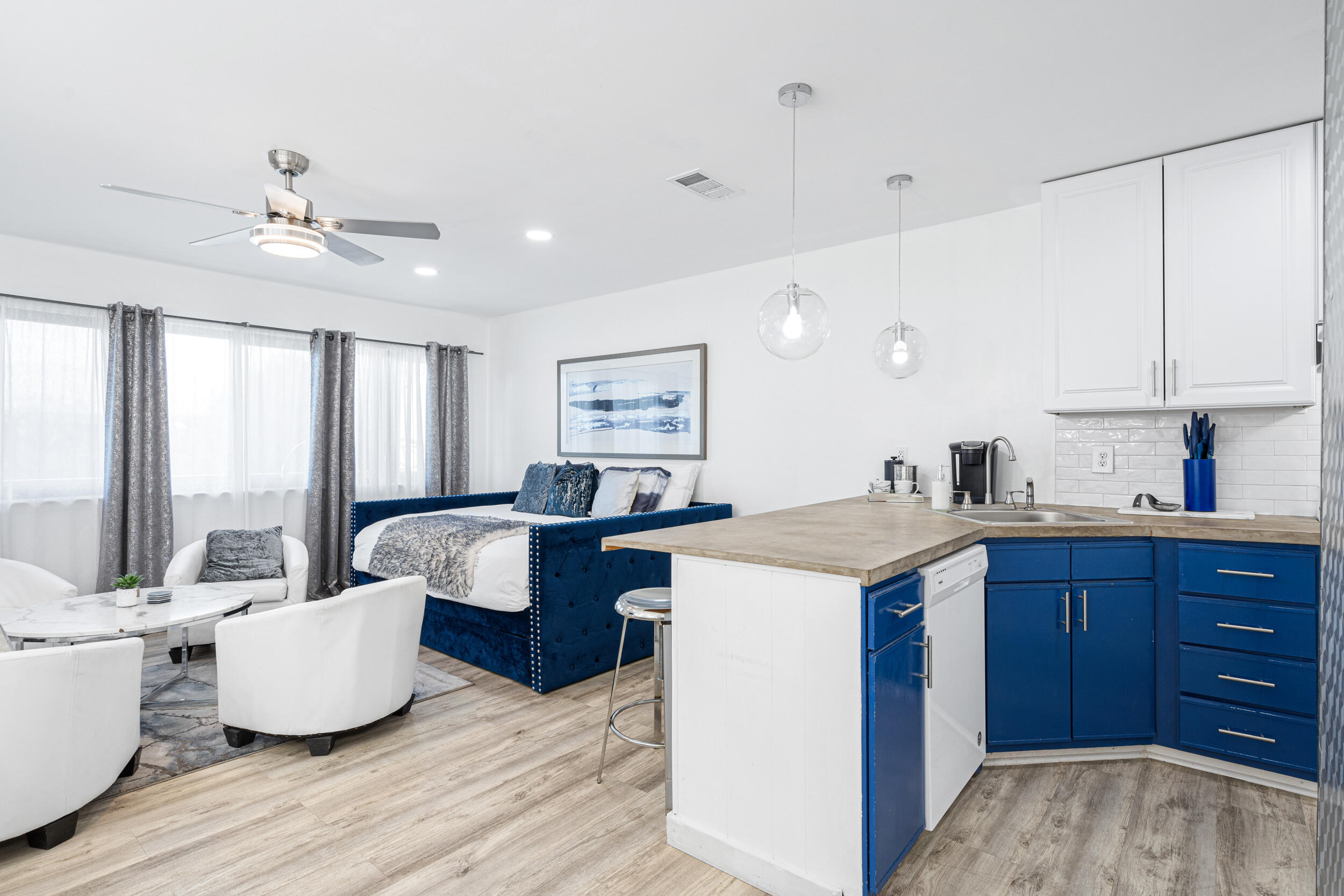 HIDDEN BEACH VILLAS CONDO - Residential