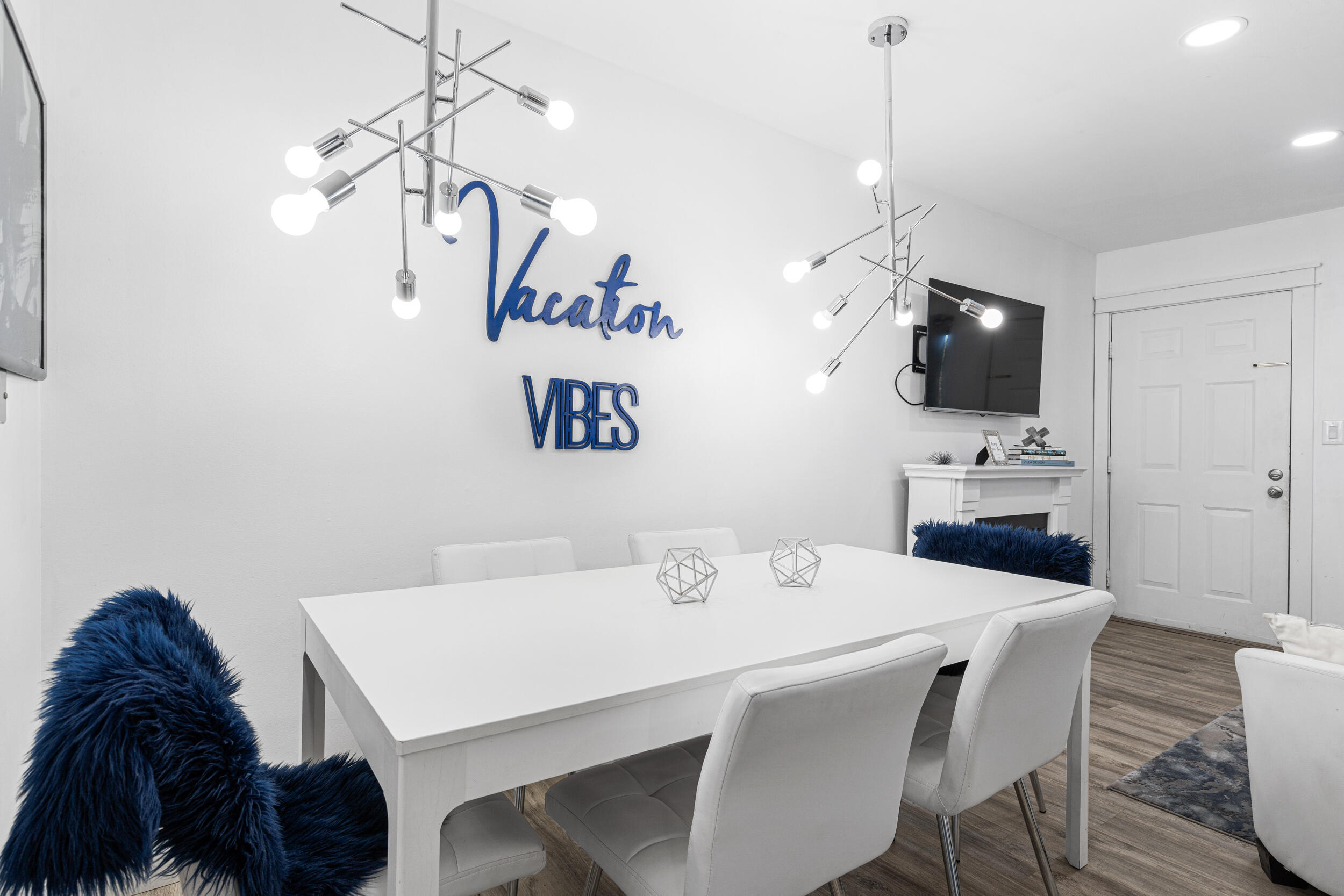 HIDDEN BEACH VILLAS CONDO - Residential