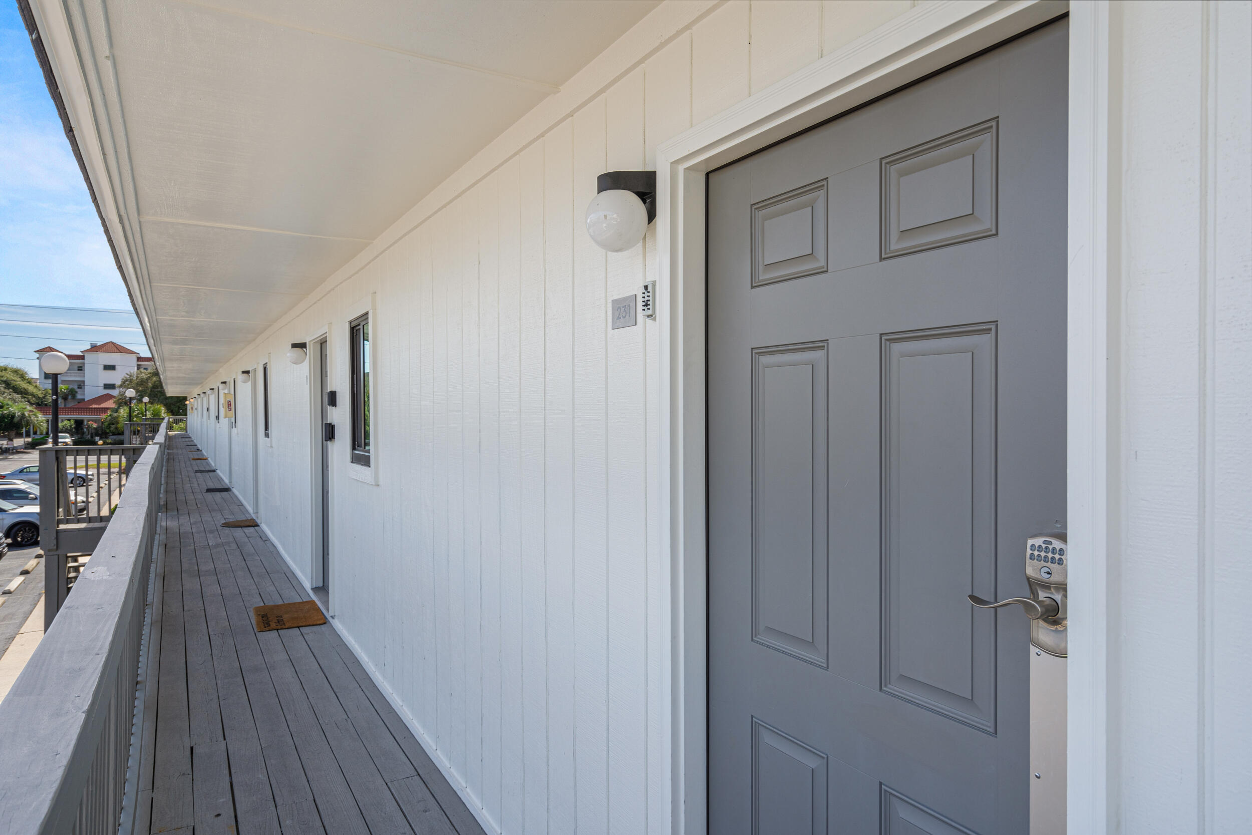 HIDDEN BEACH VILLAS CONDO - Residential