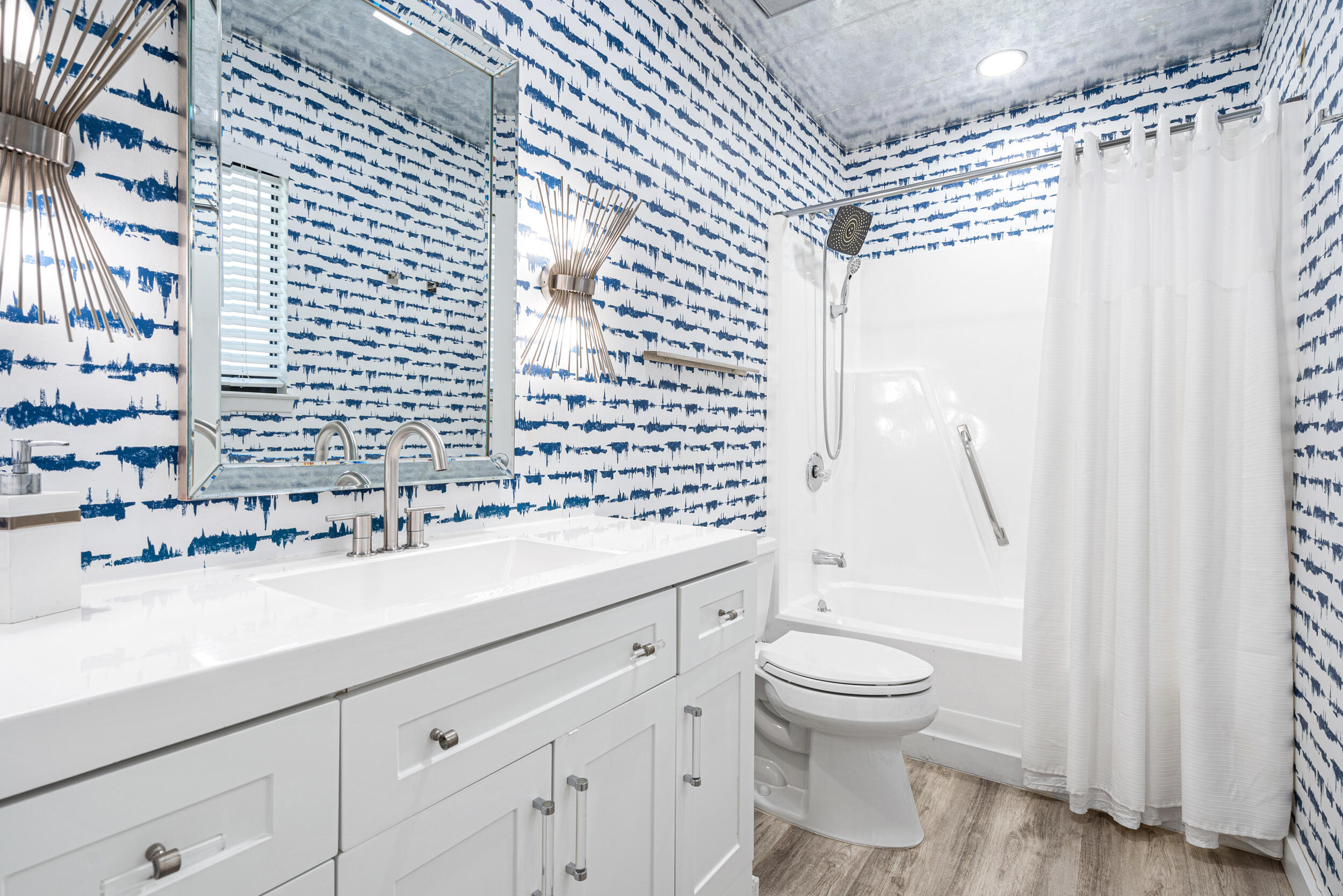 HIDDEN BEACH VILLAS CONDO - Residential