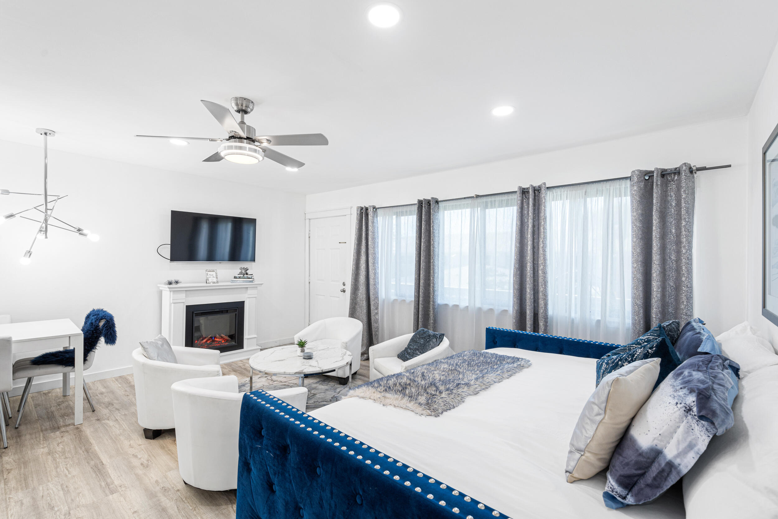 HIDDEN BEACH VILLAS CONDO - Residential