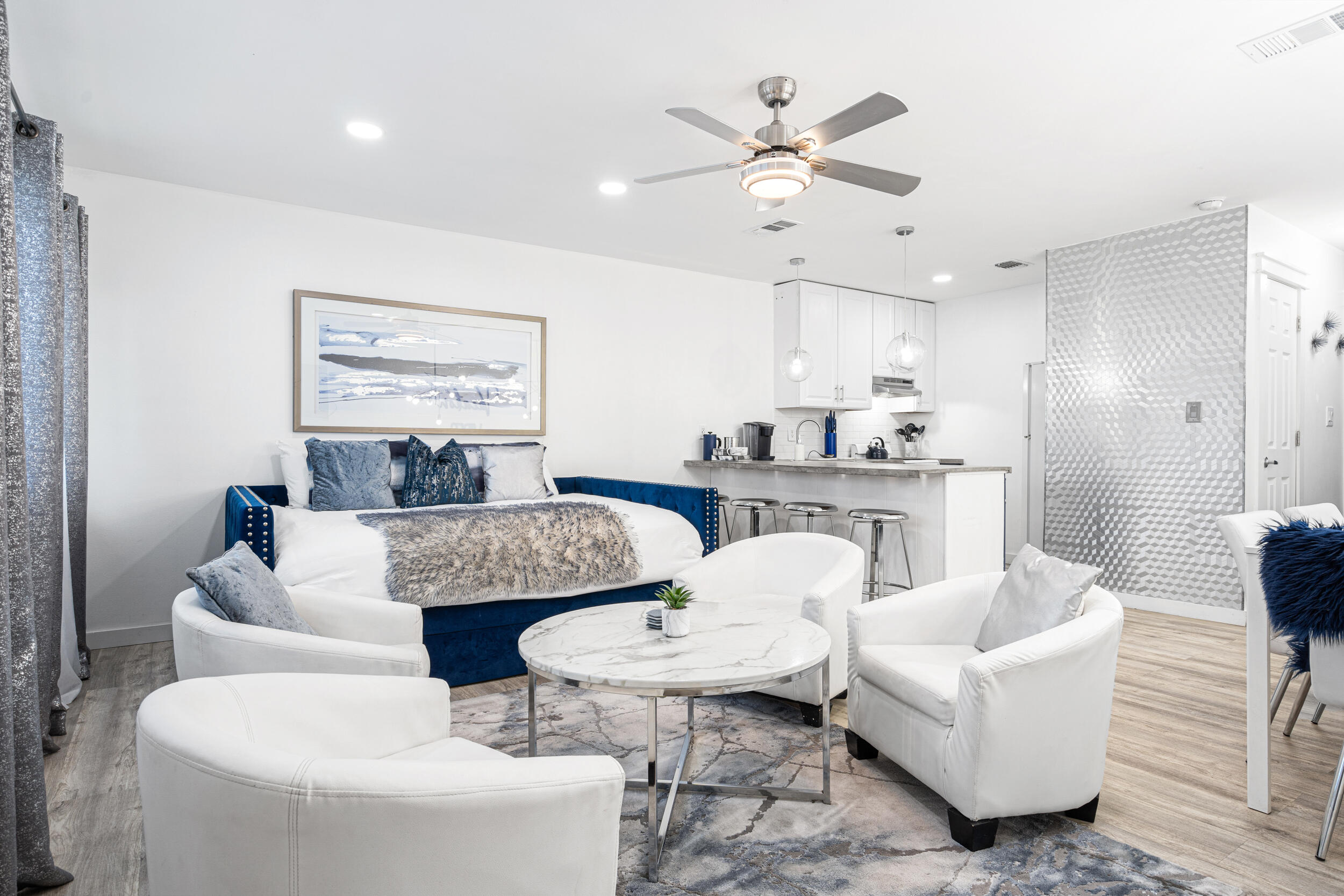 HIDDEN BEACH VILLAS CONDO - Residential