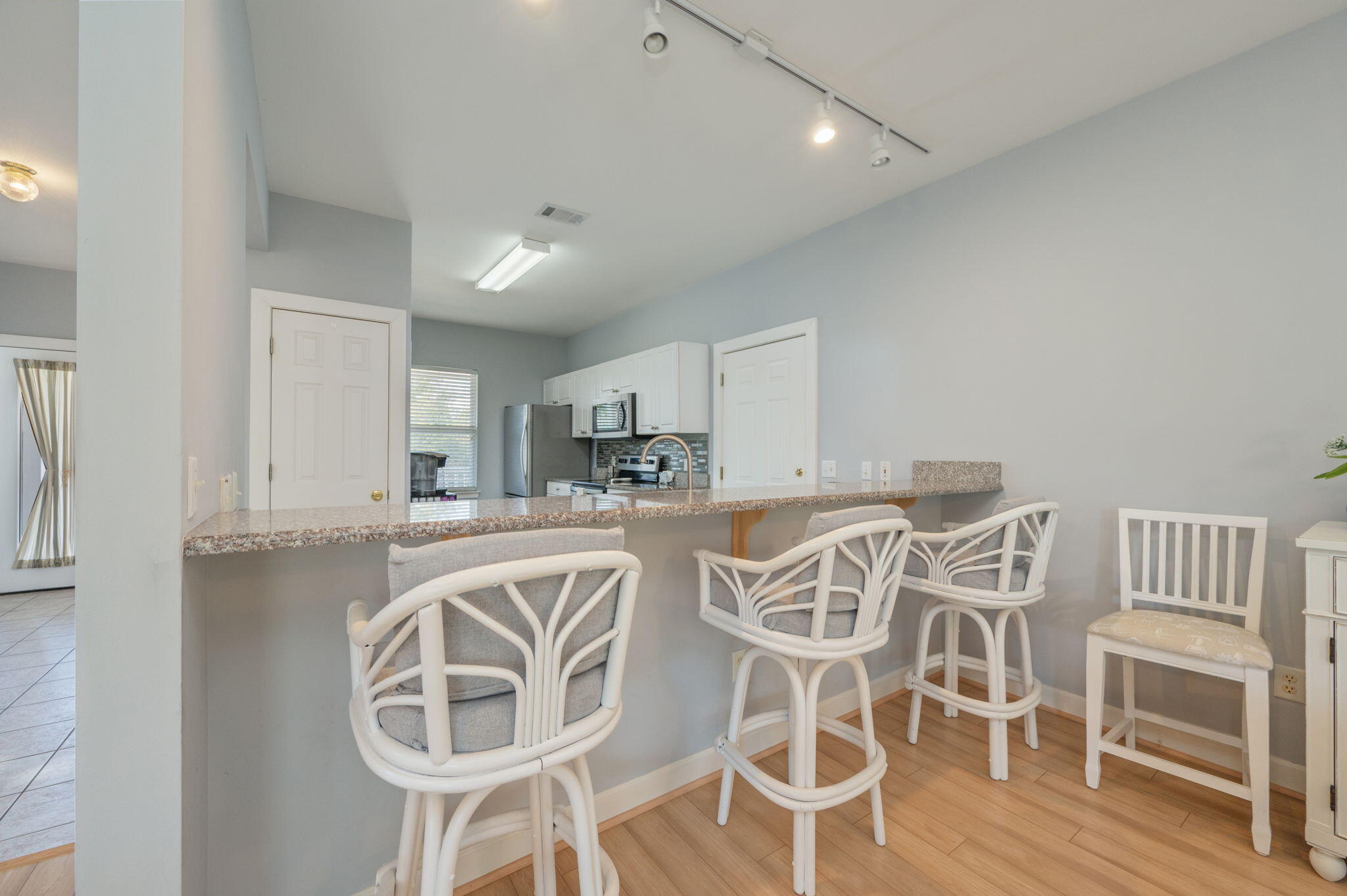 SEA DUNES - Residential