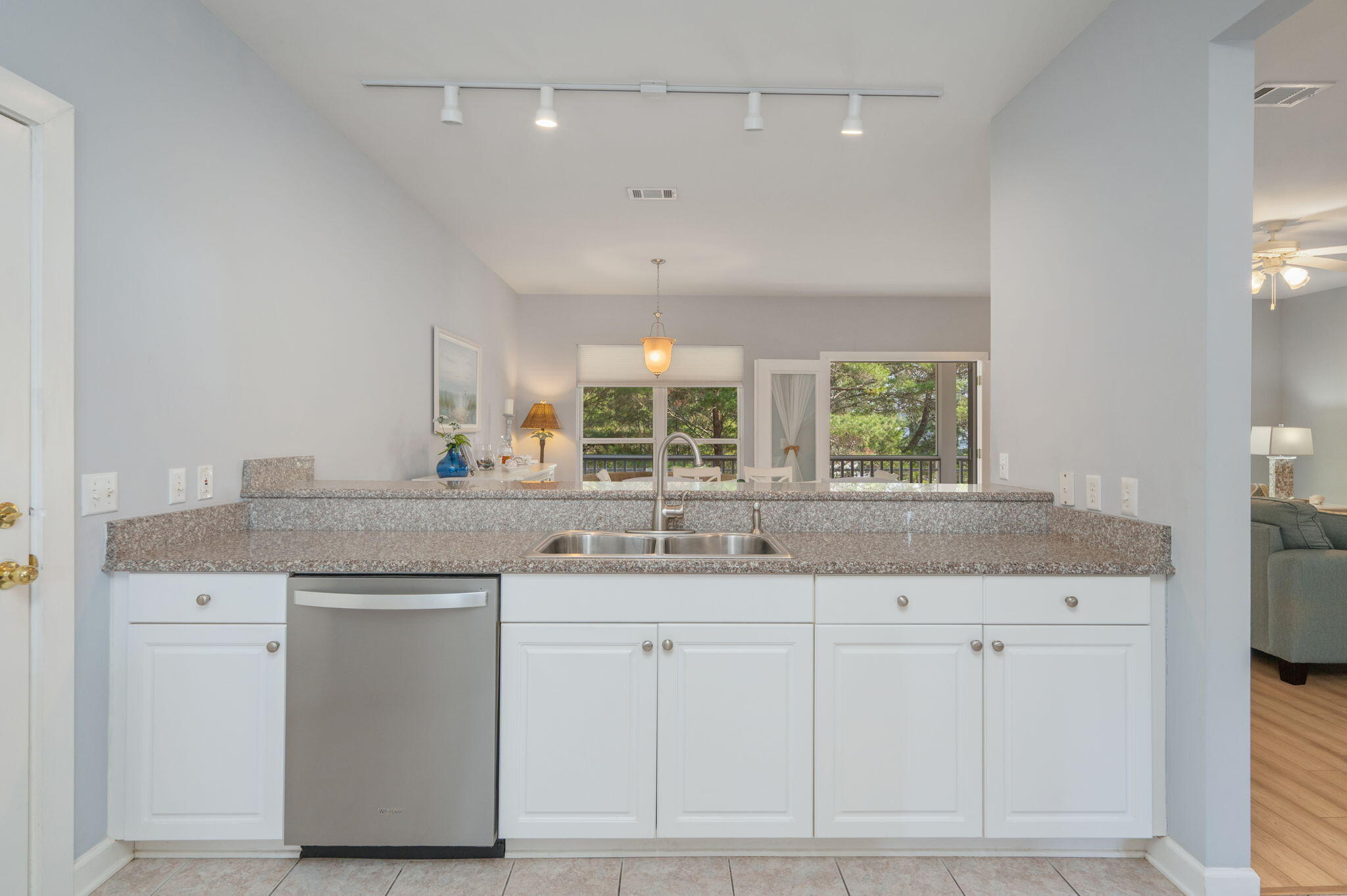 SEA DUNES - Residential