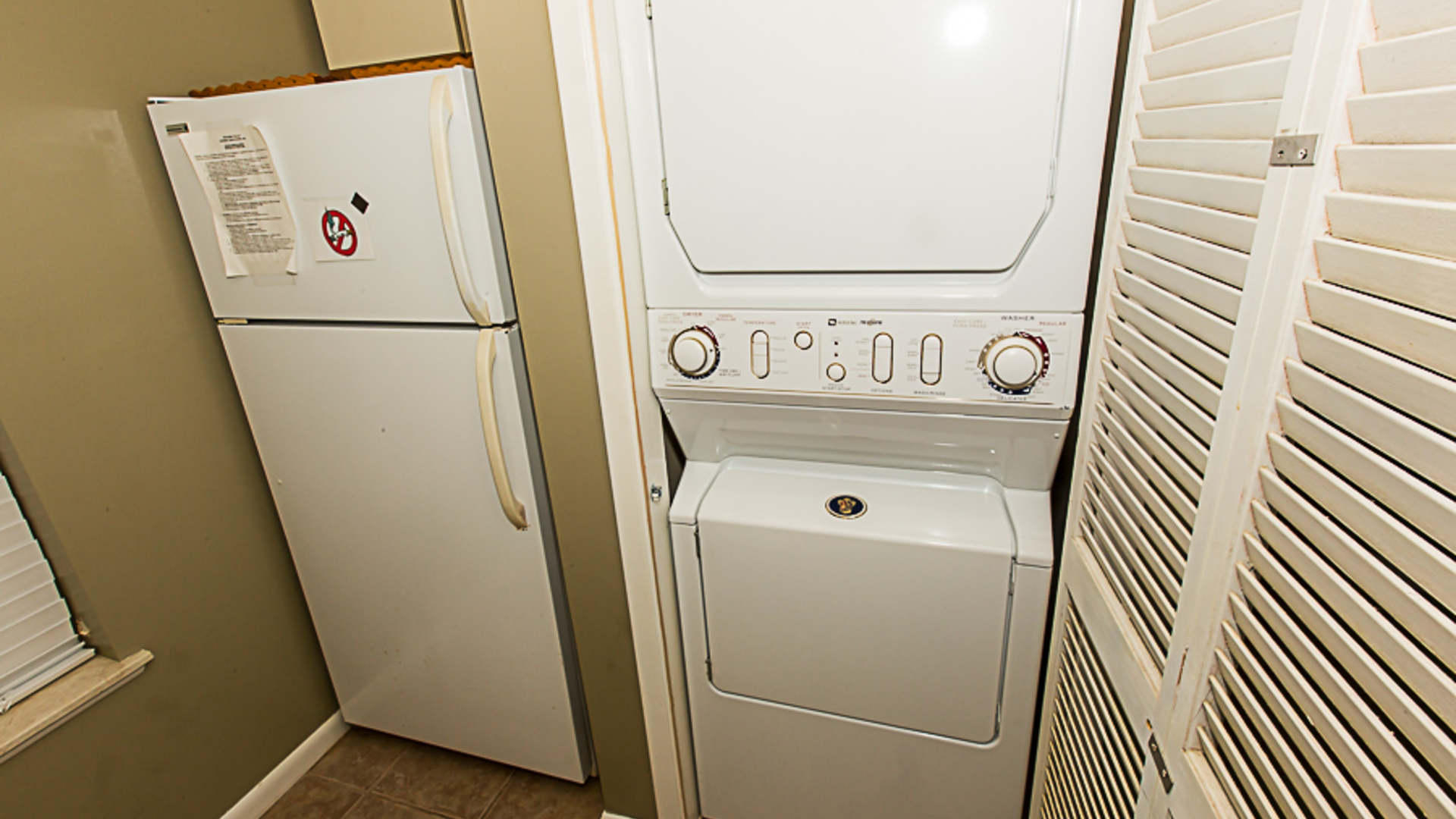 POOLSIDE VILLAS CONDO - Residential