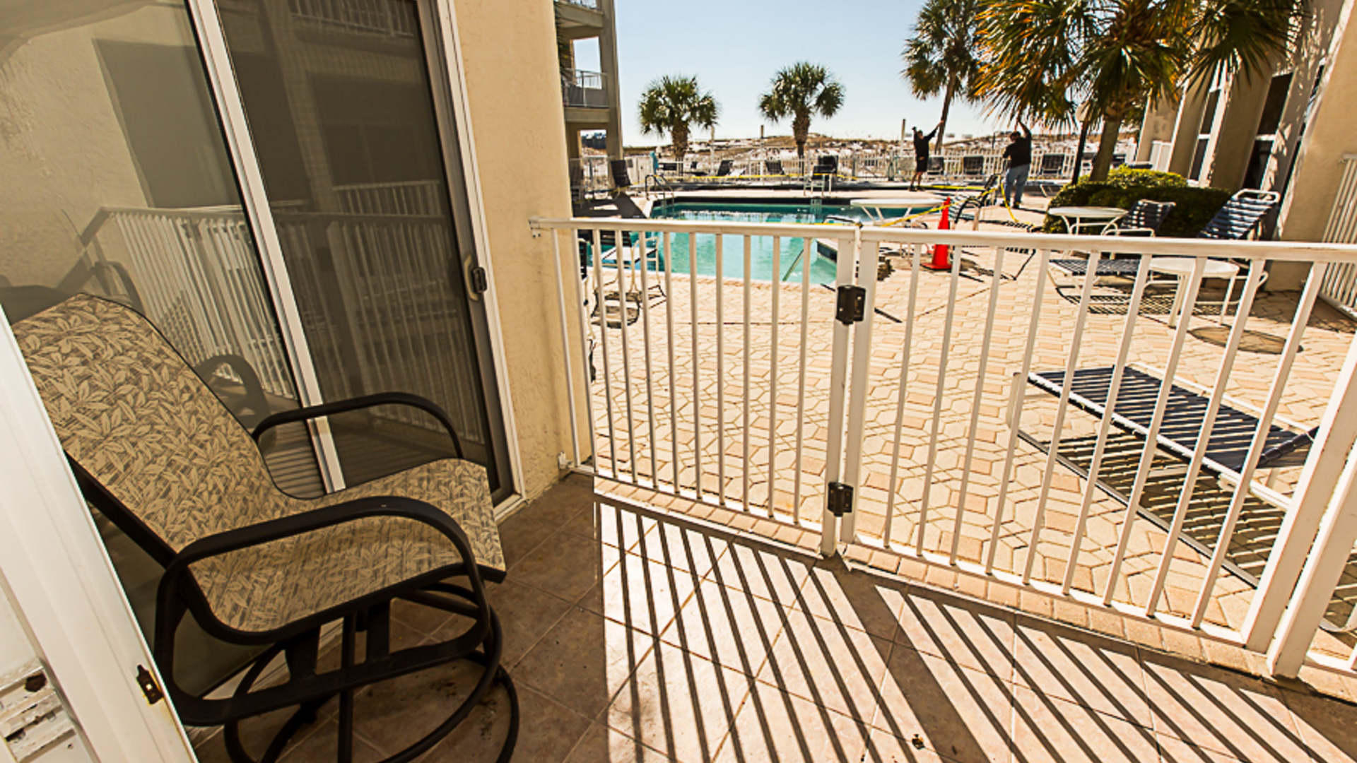 POOLSIDE VILLAS CONDO - Residential