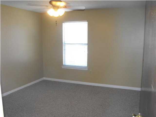 MONTAGE MANOR - Residential Lease