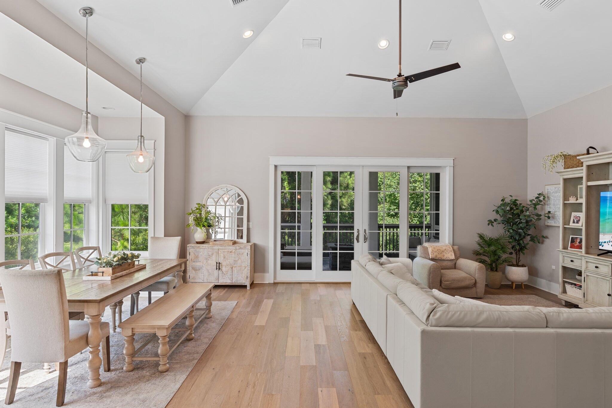 BROWNSTONES AT KELLY PLANTATION - Residential