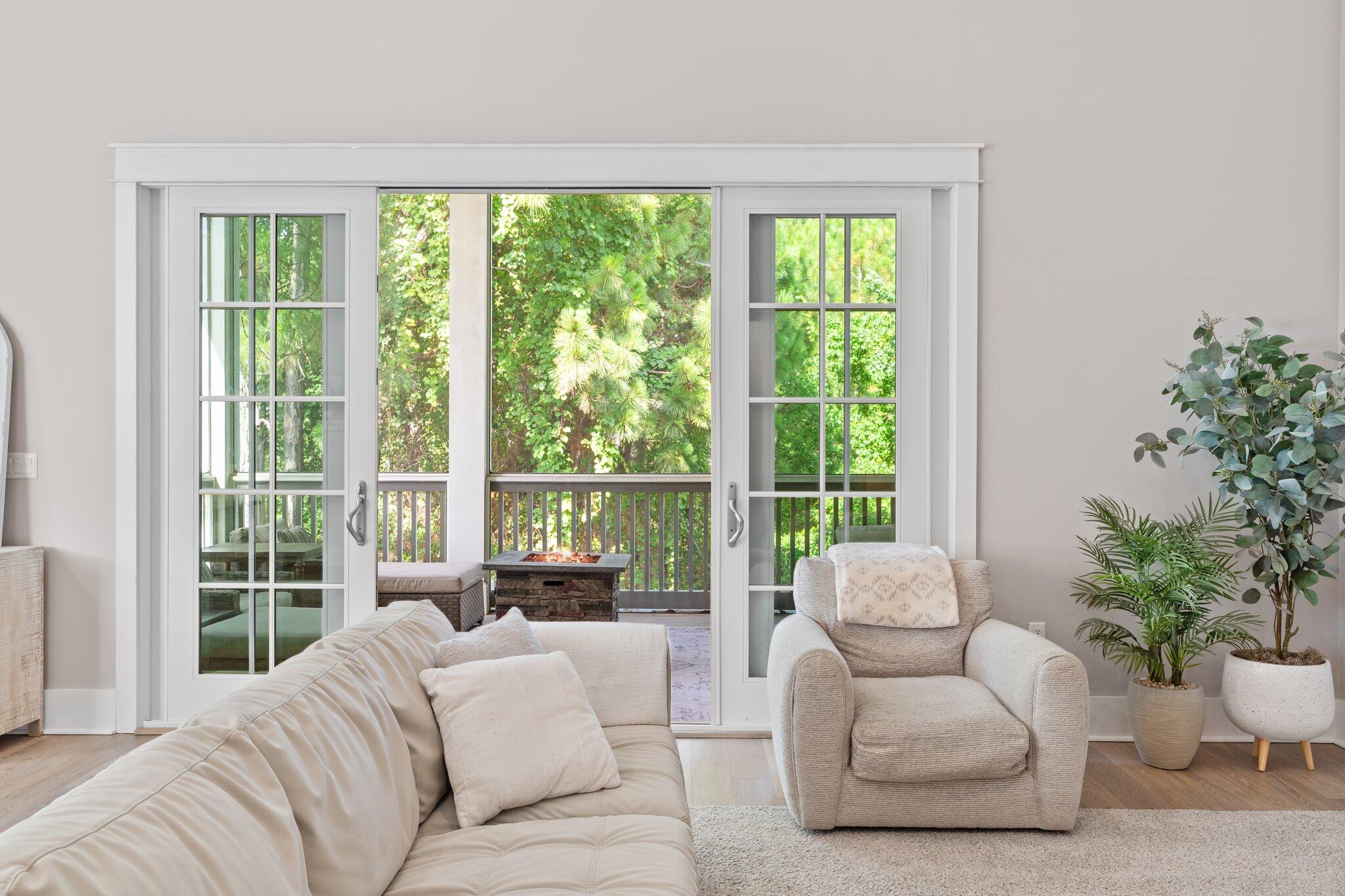 BROWNSTONES AT KELLY PLANTATION - Residential